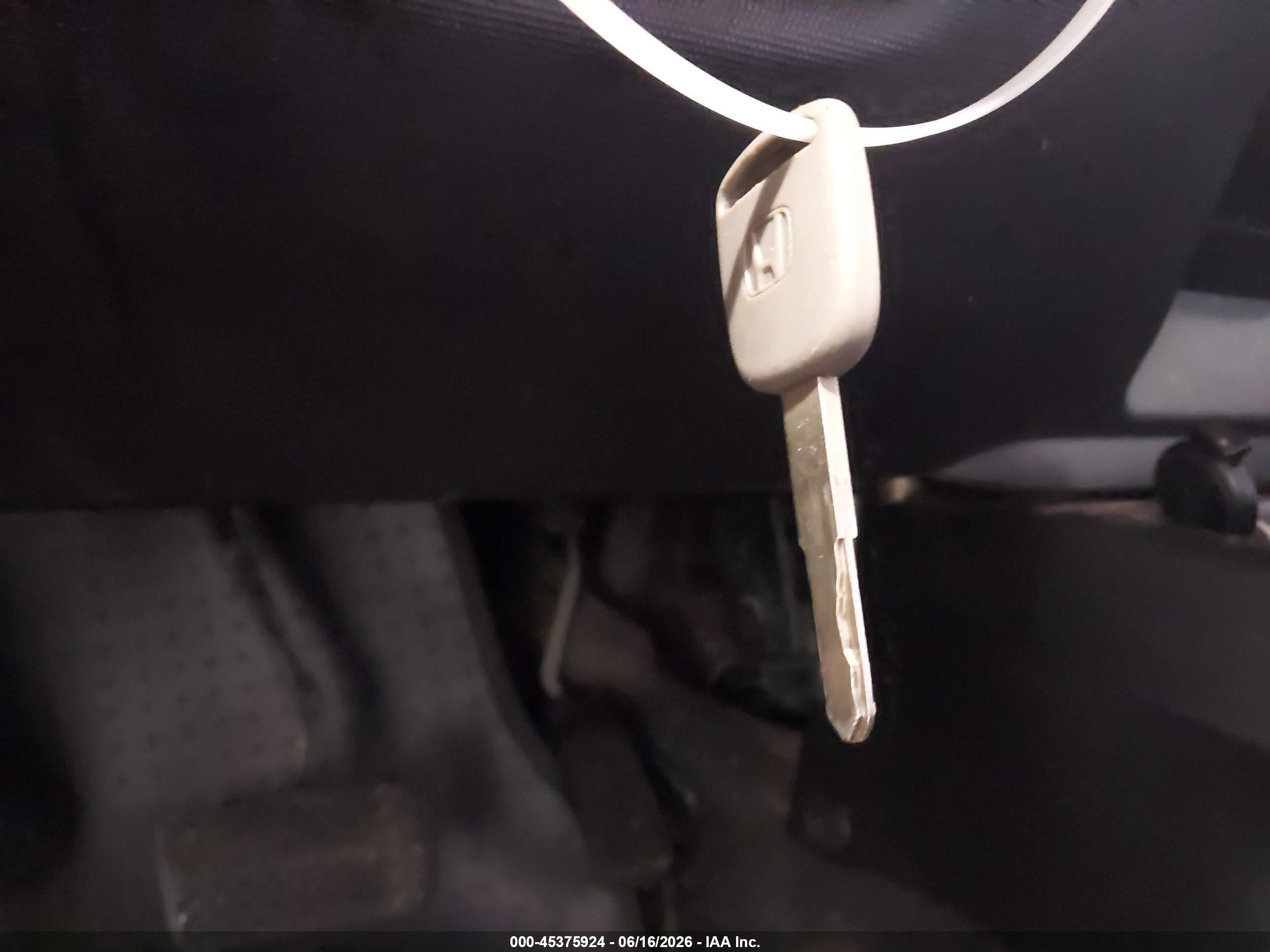 2008 Honda Fit Sport Blue vin: JHMGD386X8S000874