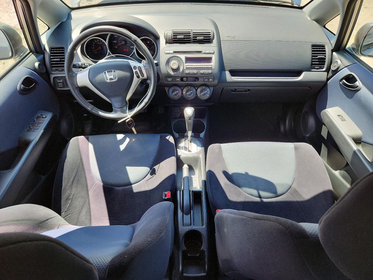 2008 Honda Fit Sport Серебряный vin: JHMGD386X8S044602