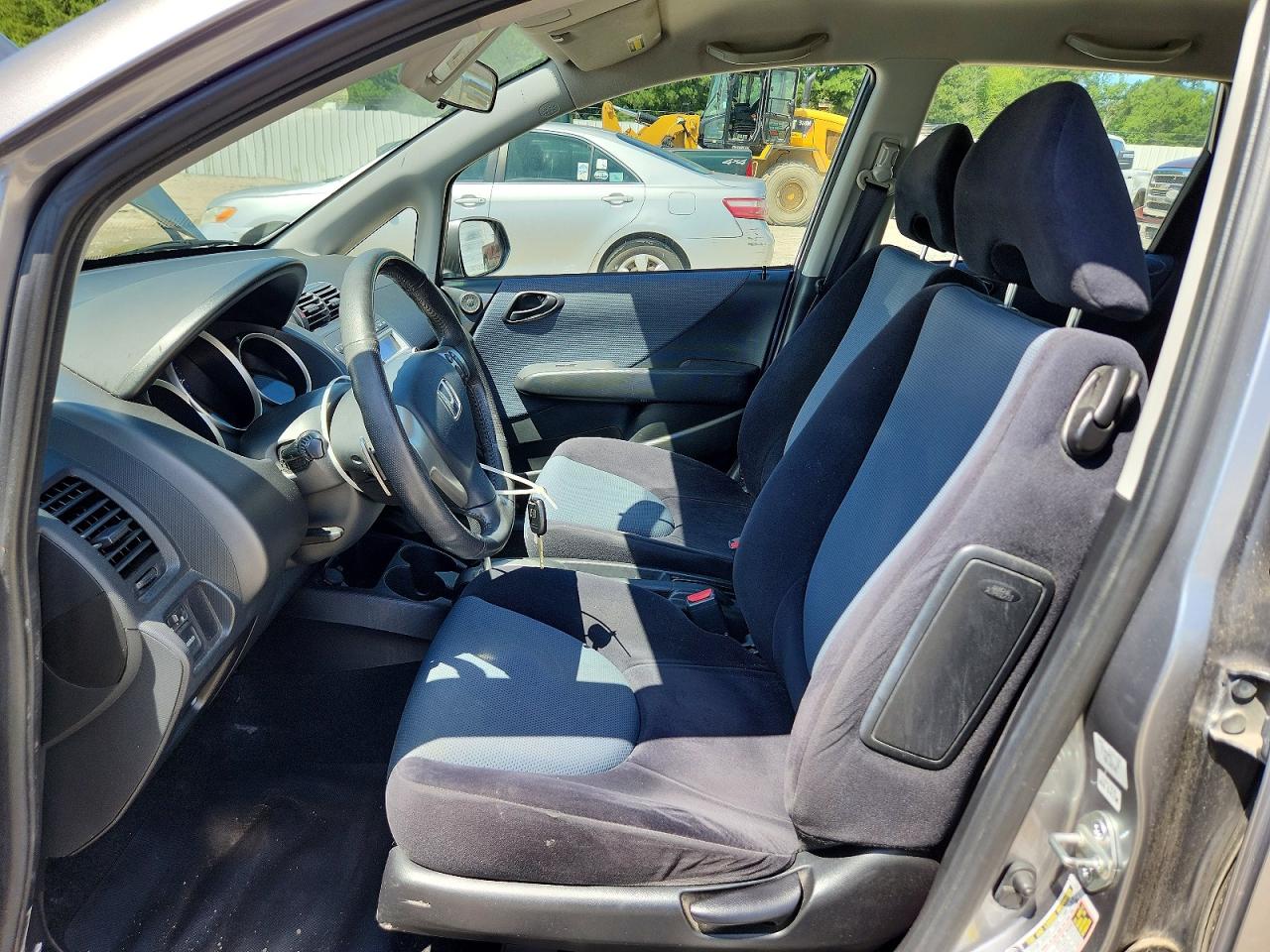 2008 Honda Fit Sport Серебряный vin: JHMGD386X8S044602