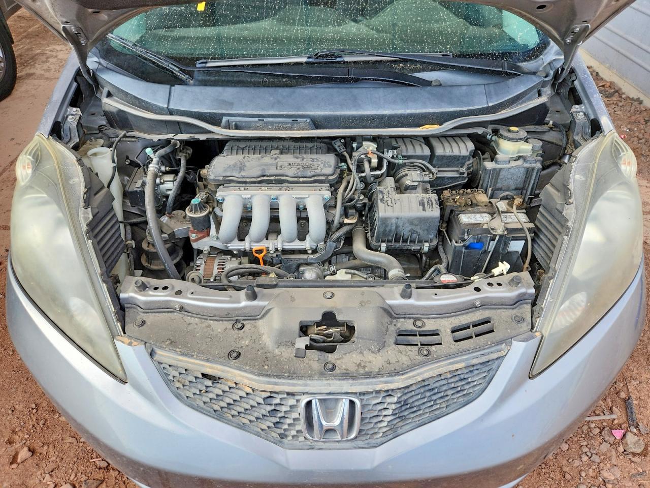 2009 Honda Fit Silver vin: JHMGE87209S048006