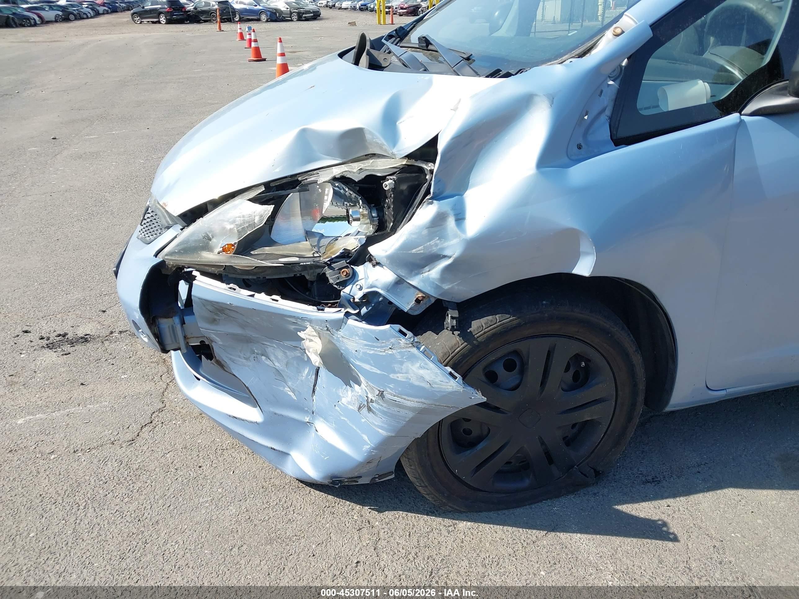 2009 Honda Fit   Light Blue vin: JHMGE87229S070590