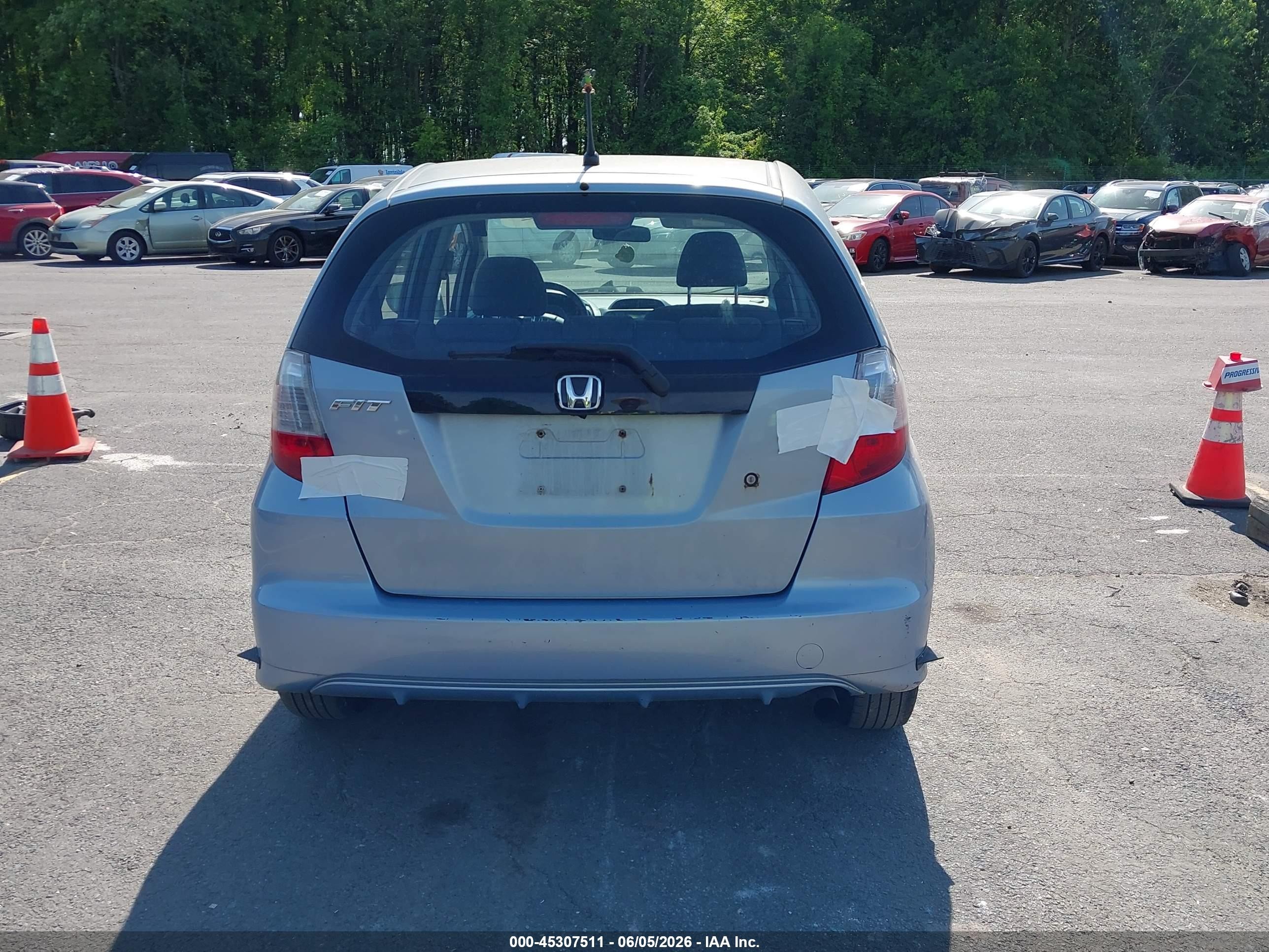 2009 Honda Fit   Light Blue vin: JHMGE87229S070590