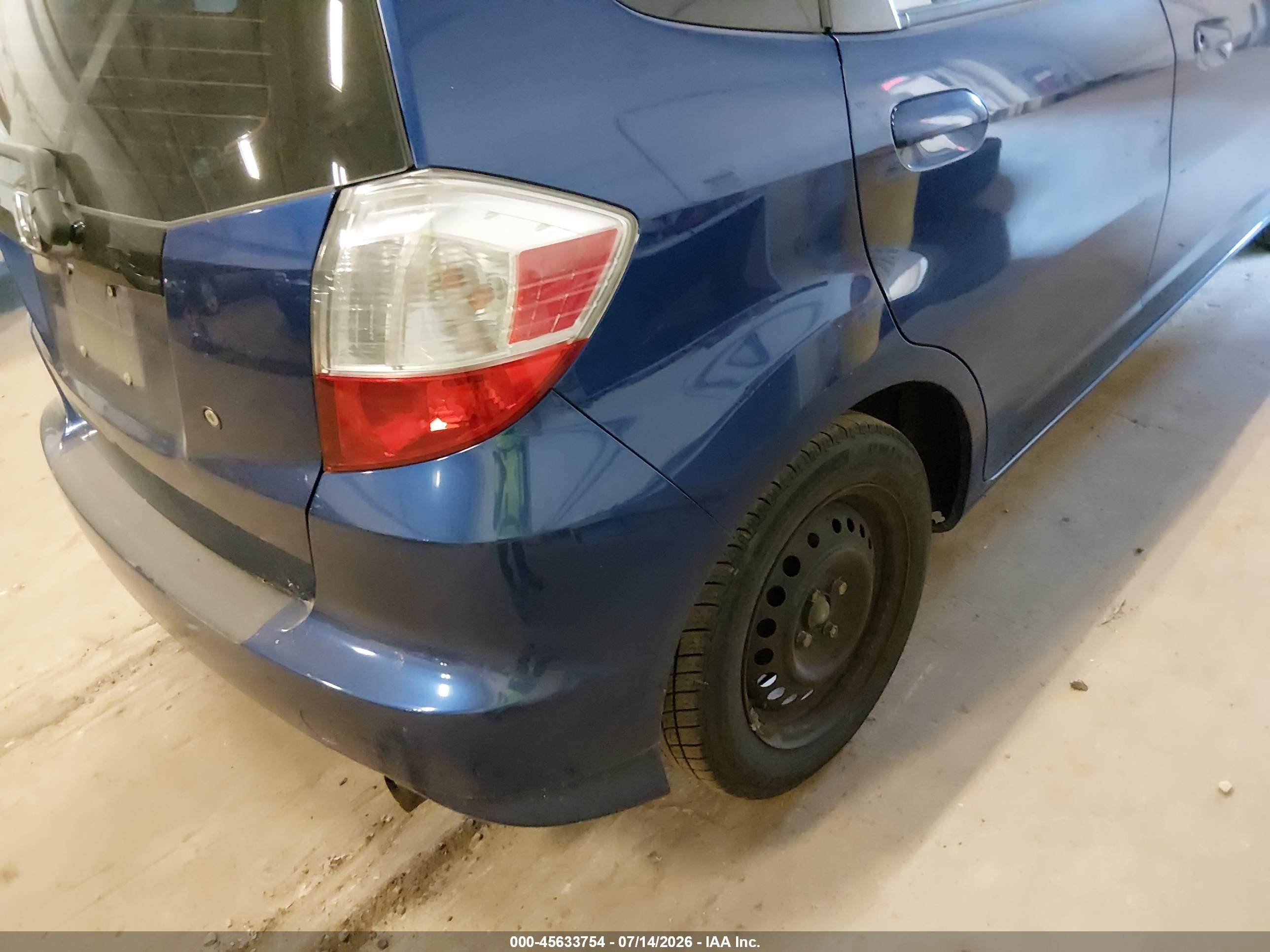 2009 Honda Fit   Blue vin: JHMGE87249C002348