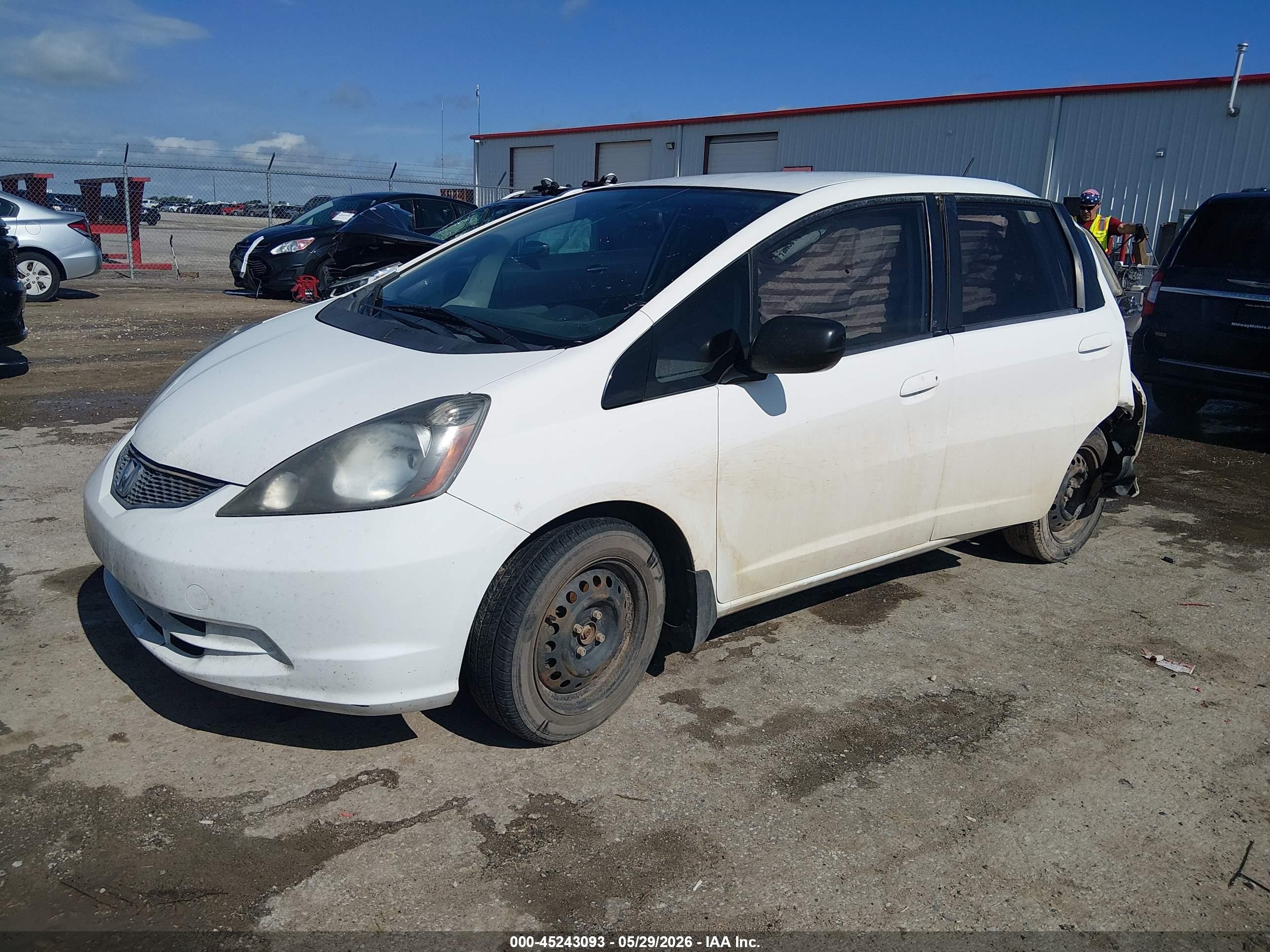 2009 Honda Fit White vin: JHMGE87269S049340