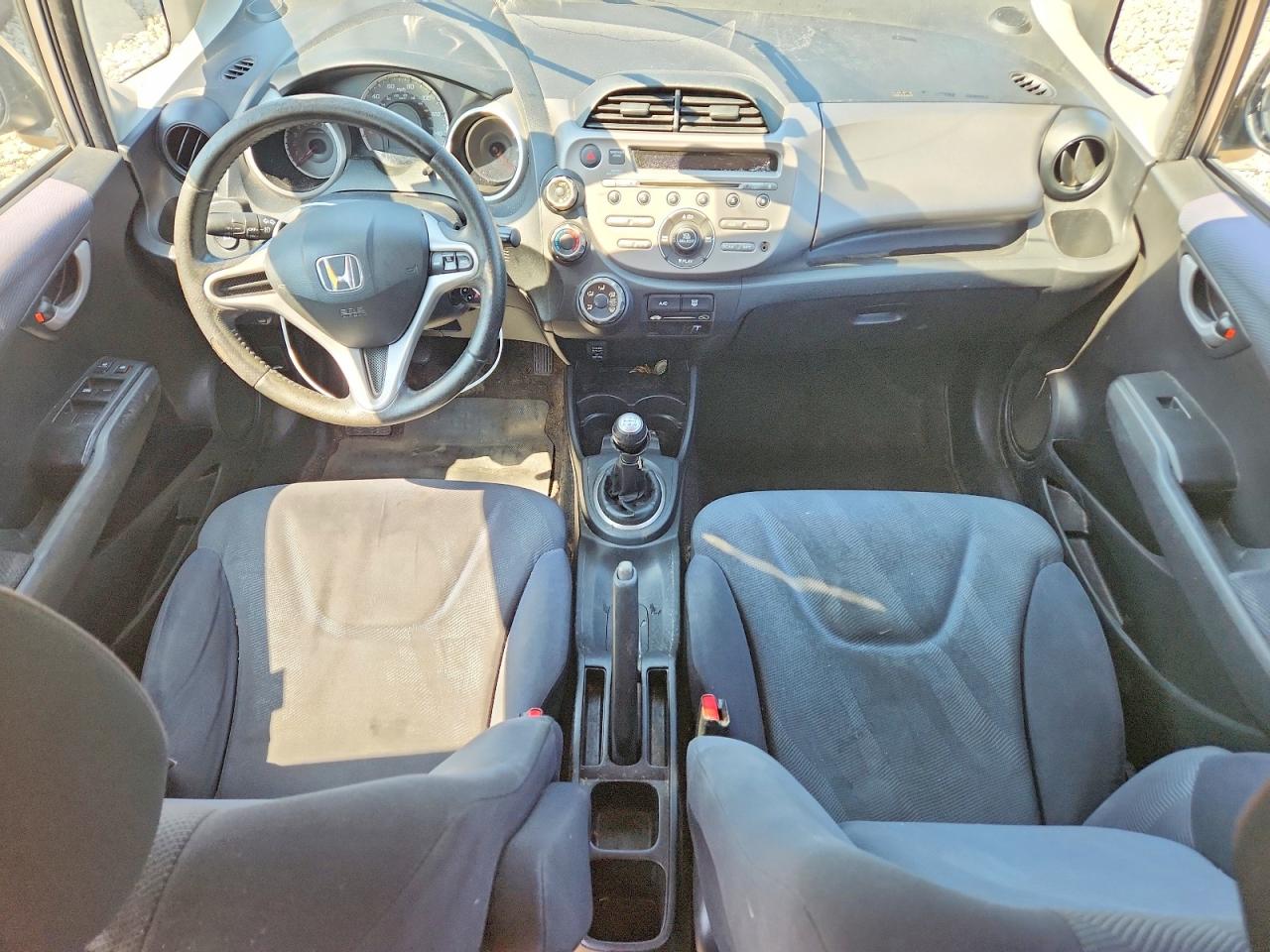 2009 Honda Fit Sport Silver vin: JHMGE87419S058819