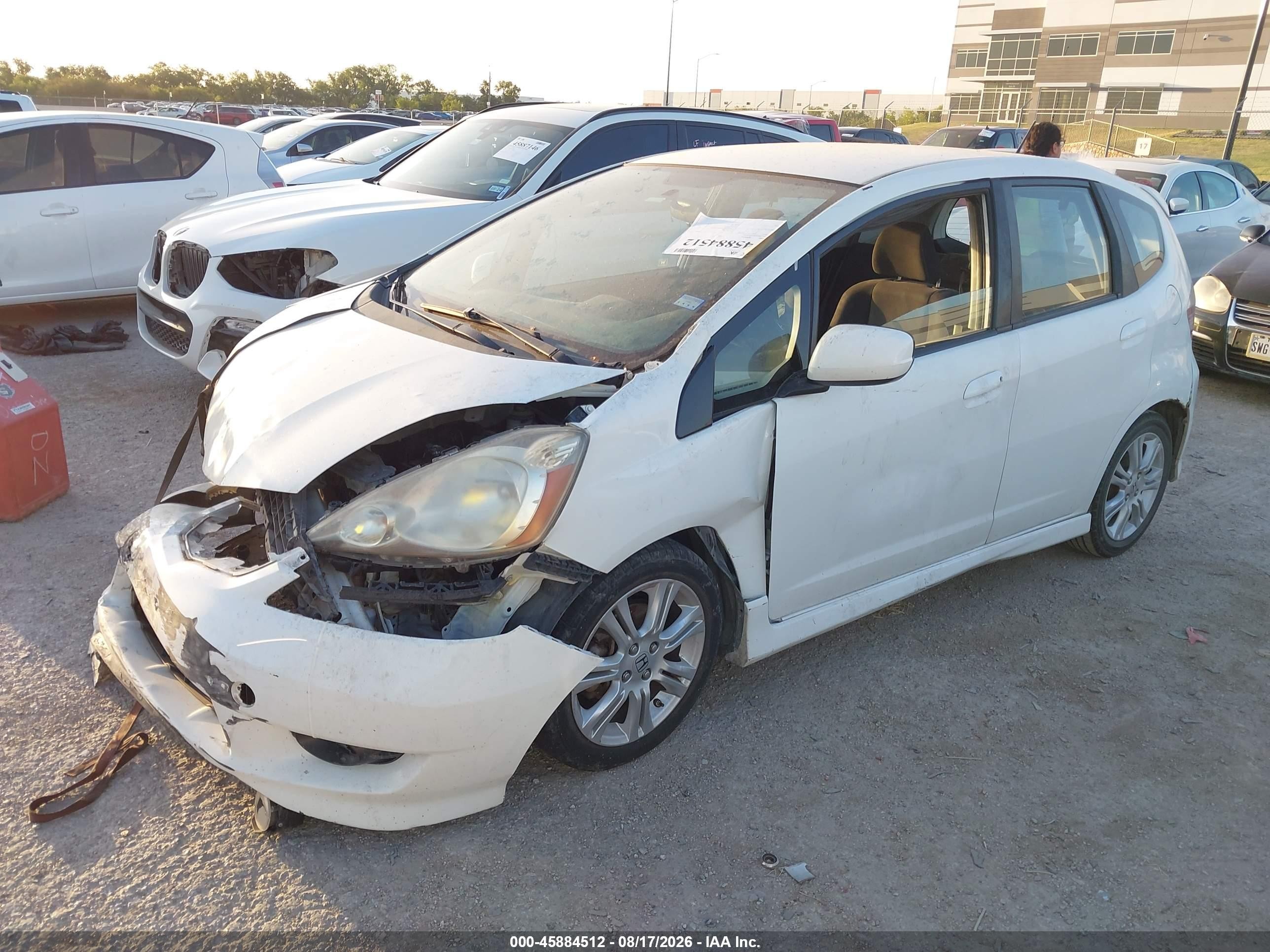 2009 Honda Fit Sport White vin: JHMGE87429C007033