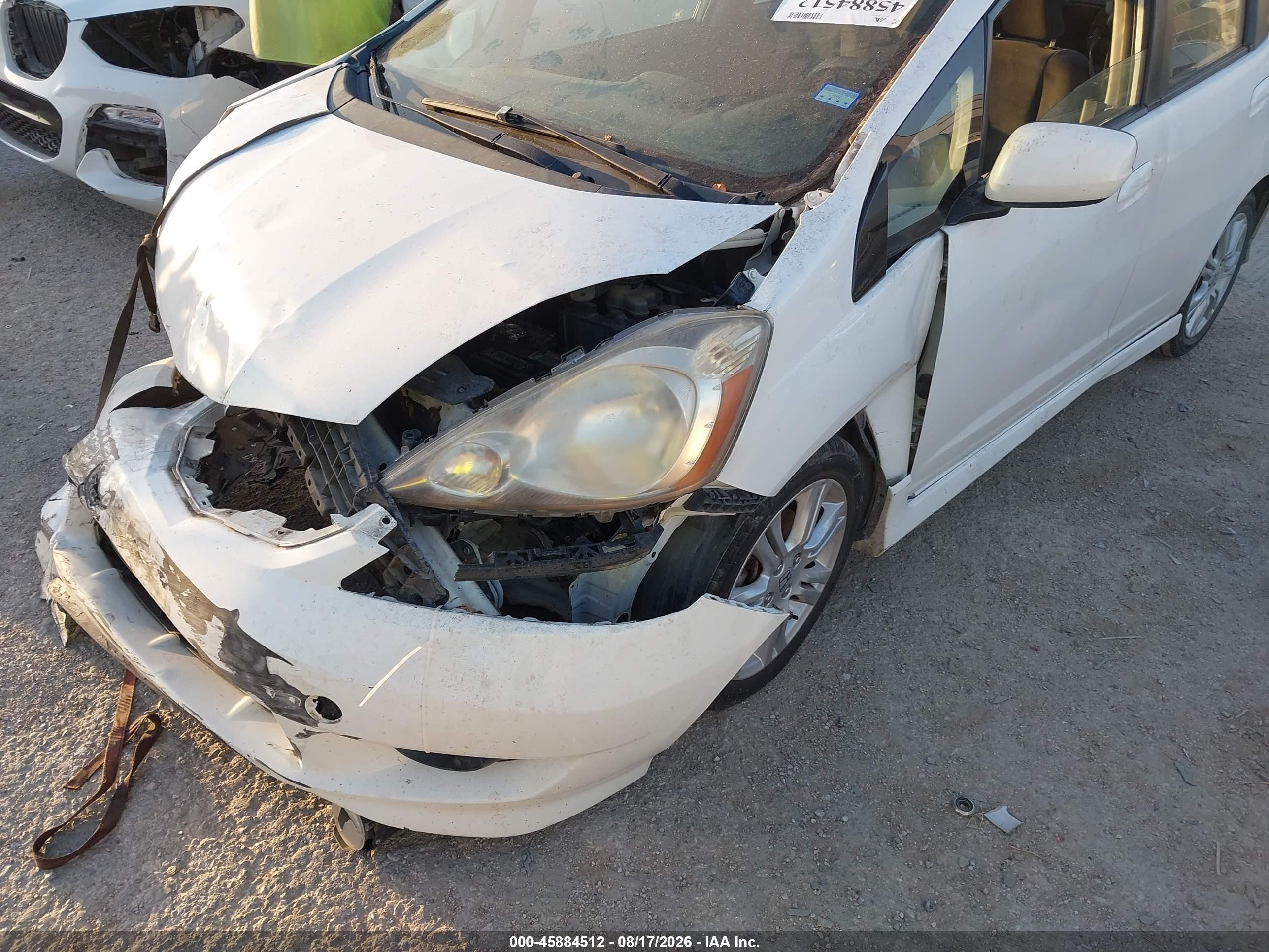 2009 Honda Fit Sport White vin: JHMGE87429C007033