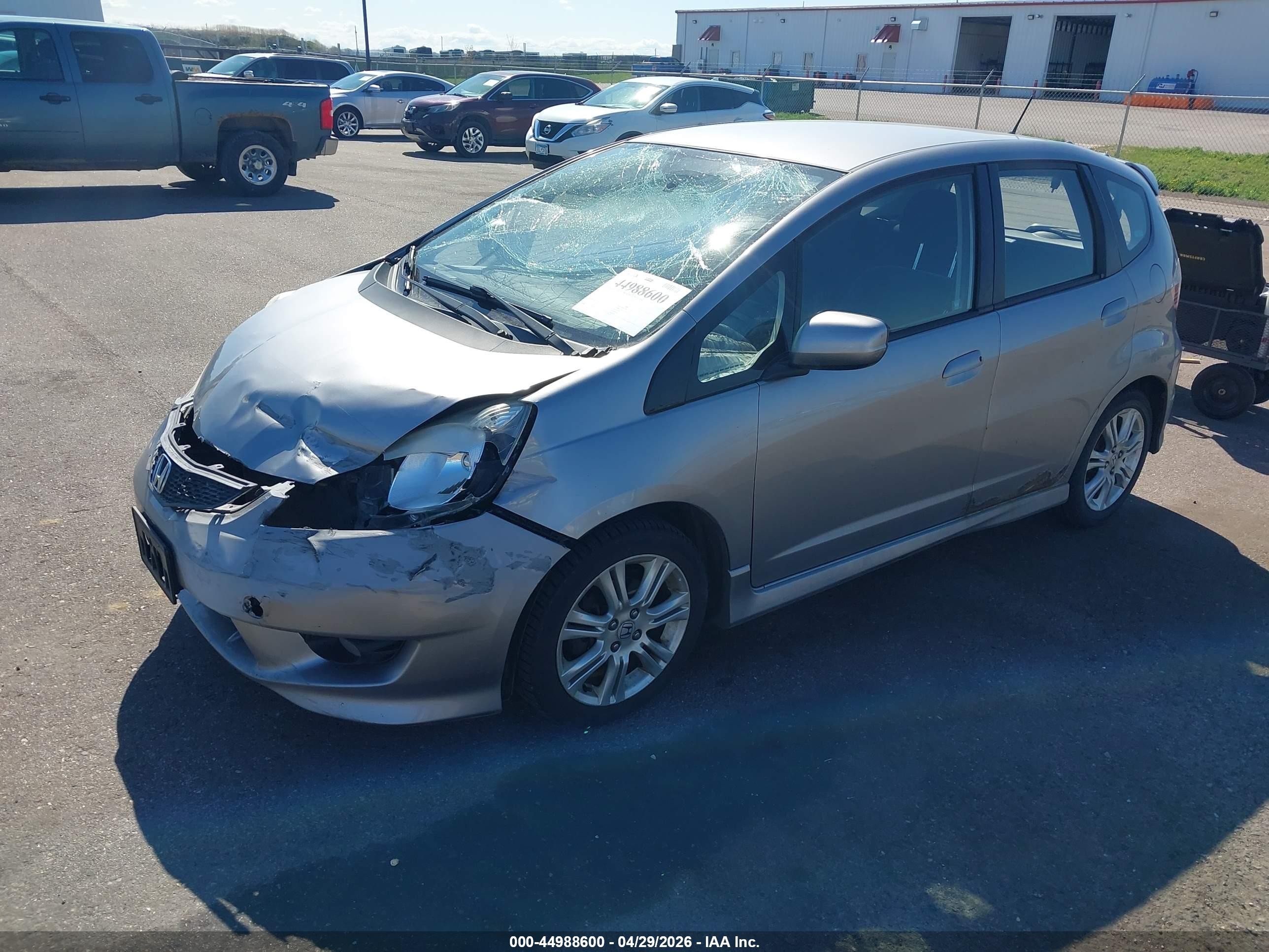 2009 Honda Fit Sport Silver vin: JHMGE87429S056691