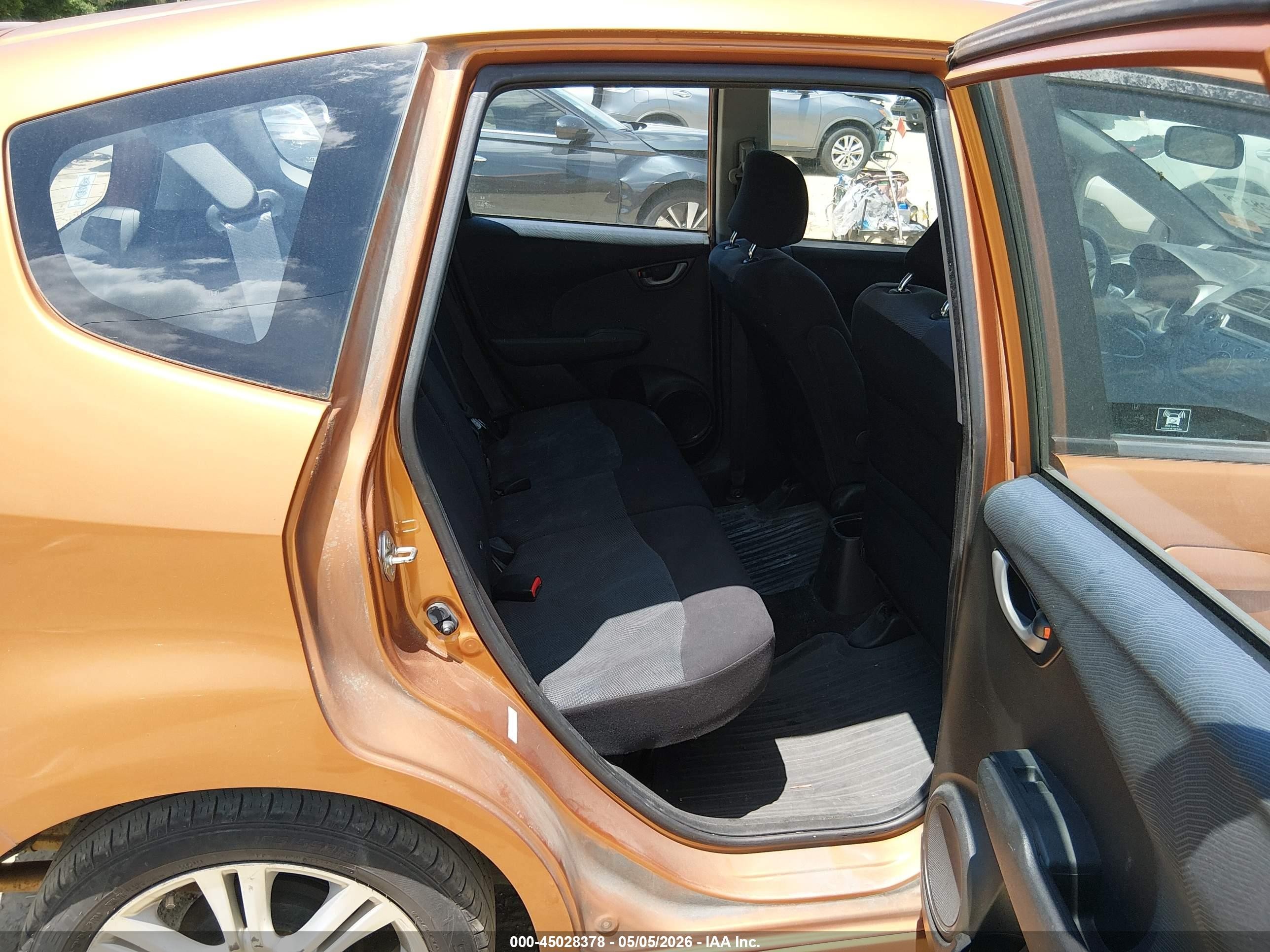 2009 Honda Fit Sport Orange vin: JHMGE87429S072485