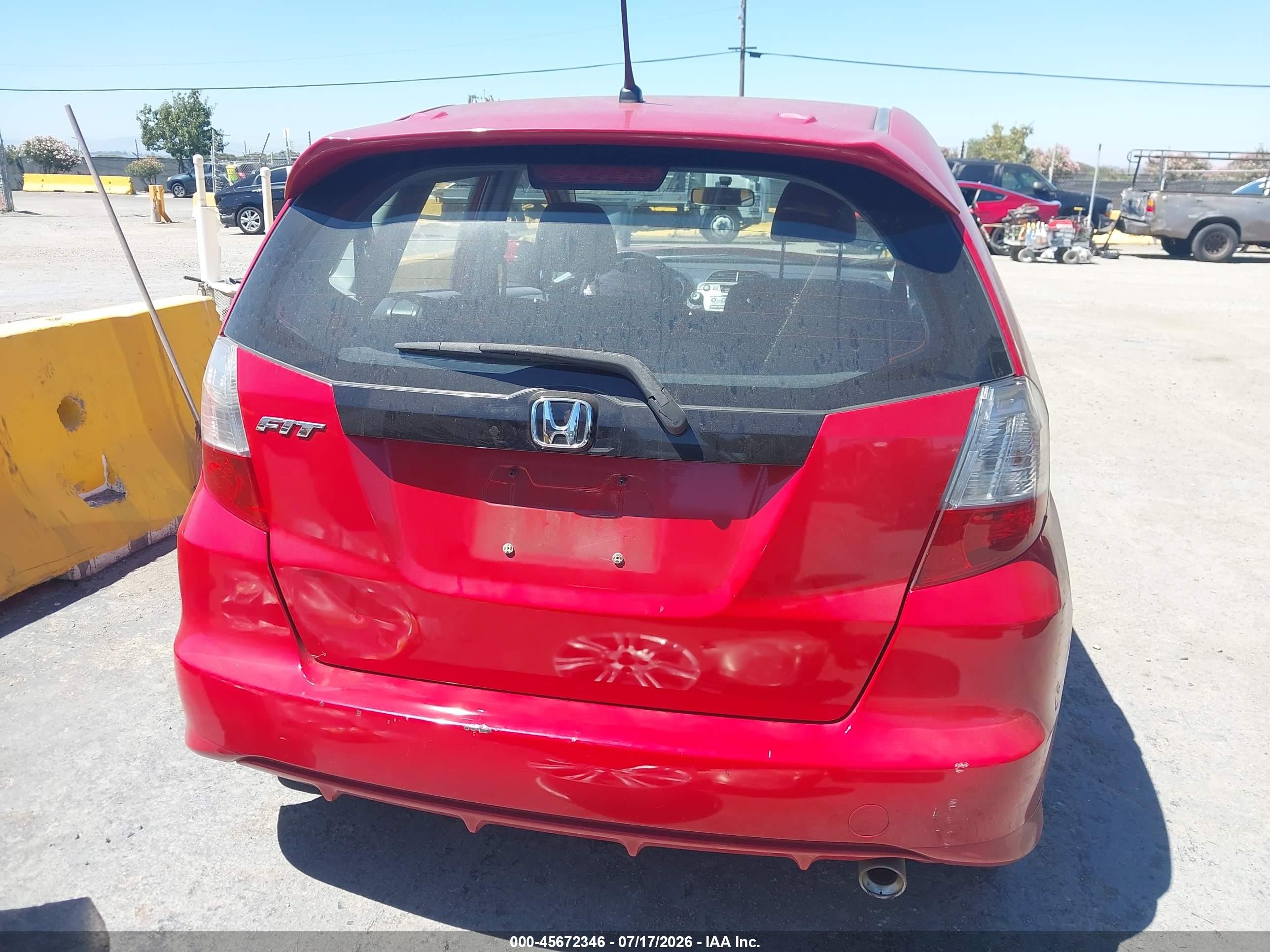 2009 Honda Fit Sport Red vin: JHMGE87449S004494