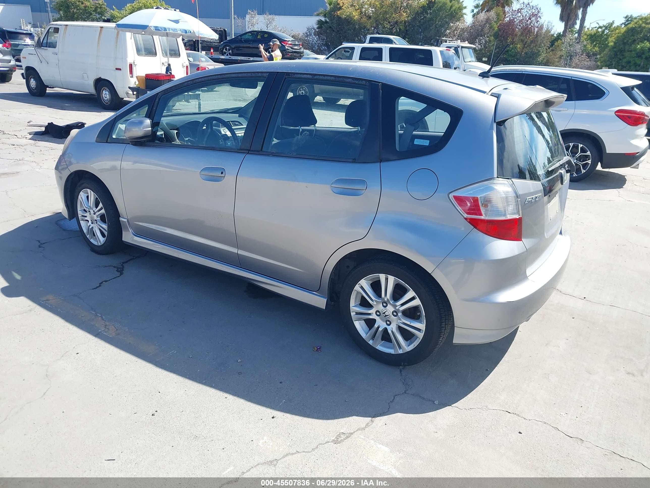 2009 Honda Fit Sport Gray vin: JHMGE87459S022065