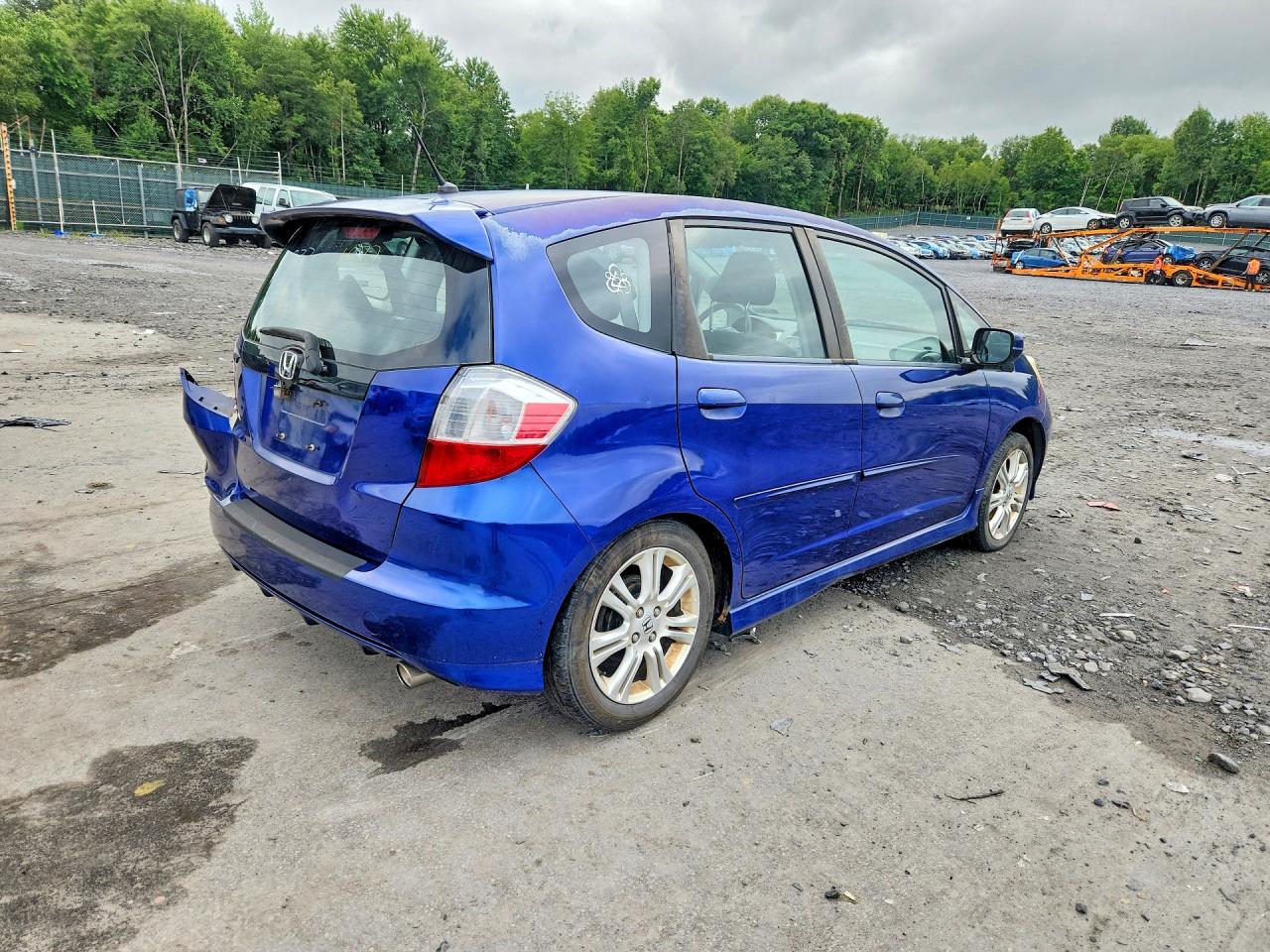 2009 Honda Fit Sport Blue vin: JHMGE87469S001046