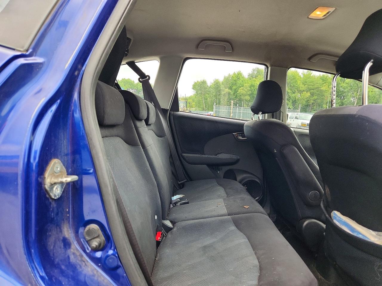 2009 Honda Fit Sport Blue vin: JHMGE87469S001046