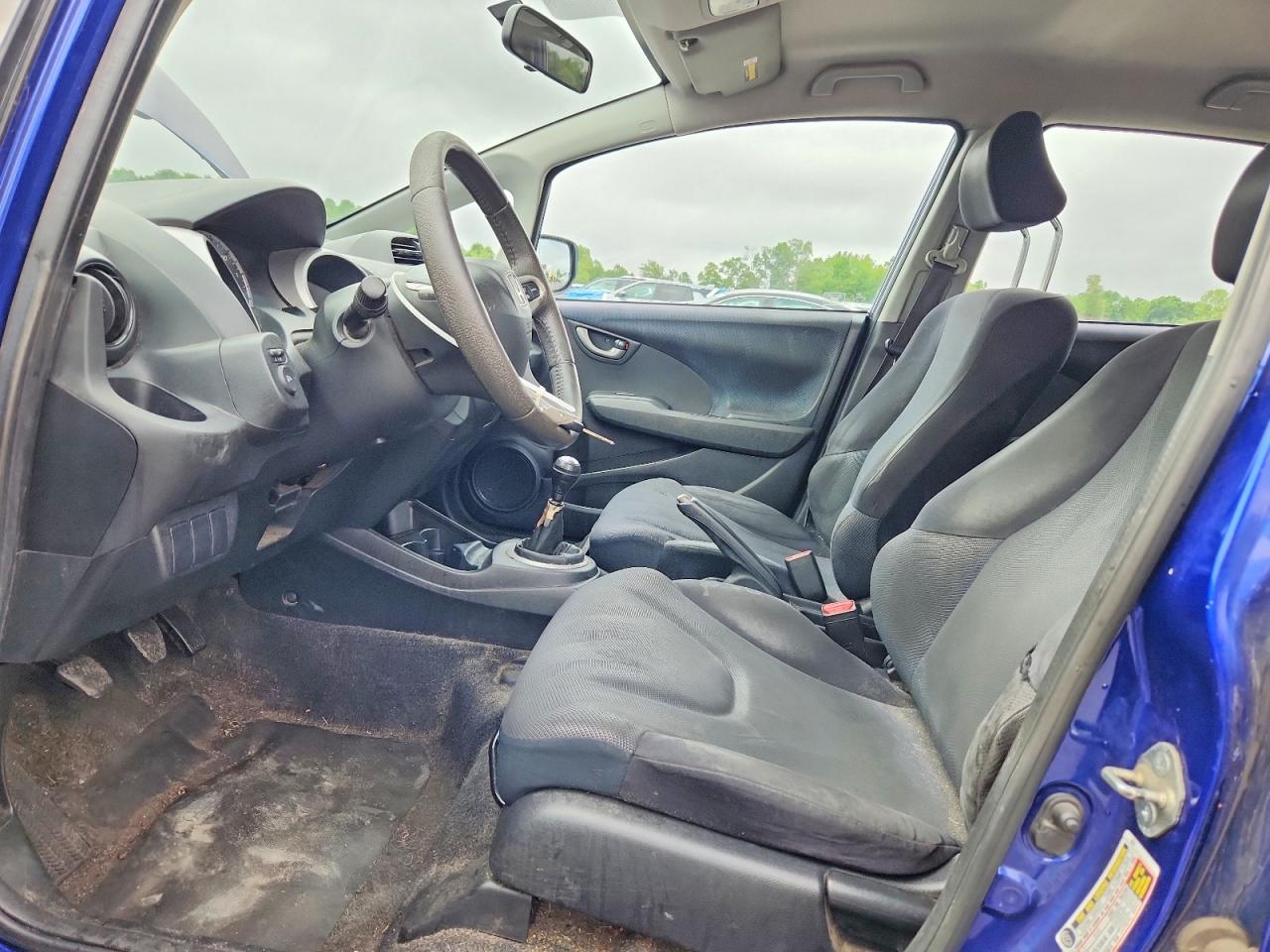 2009 Honda Fit Sport Blue vin: JHMGE87469S001046
