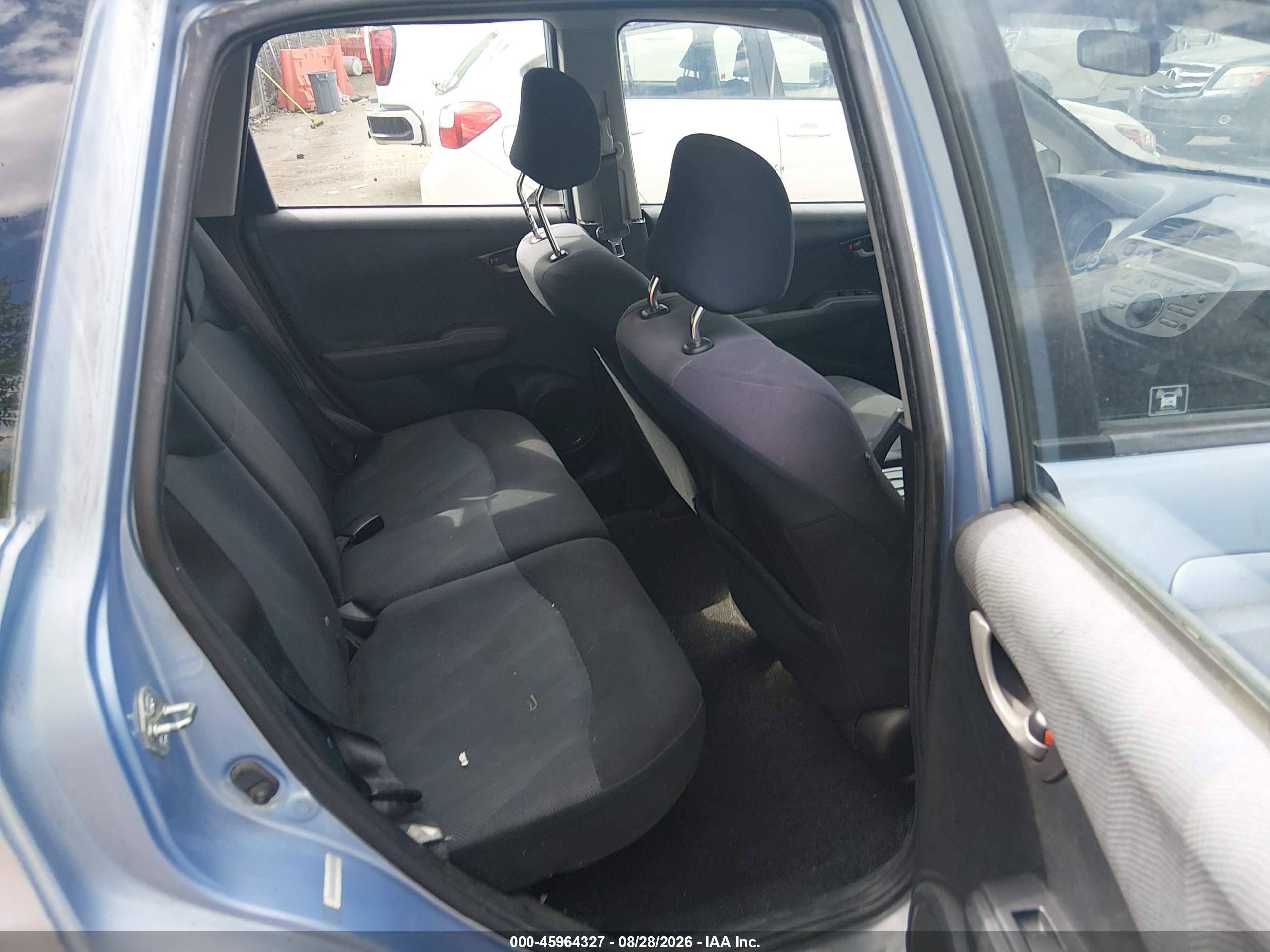 2009 Honda Fit Sport Gray vin: JHMGE874X9C004106