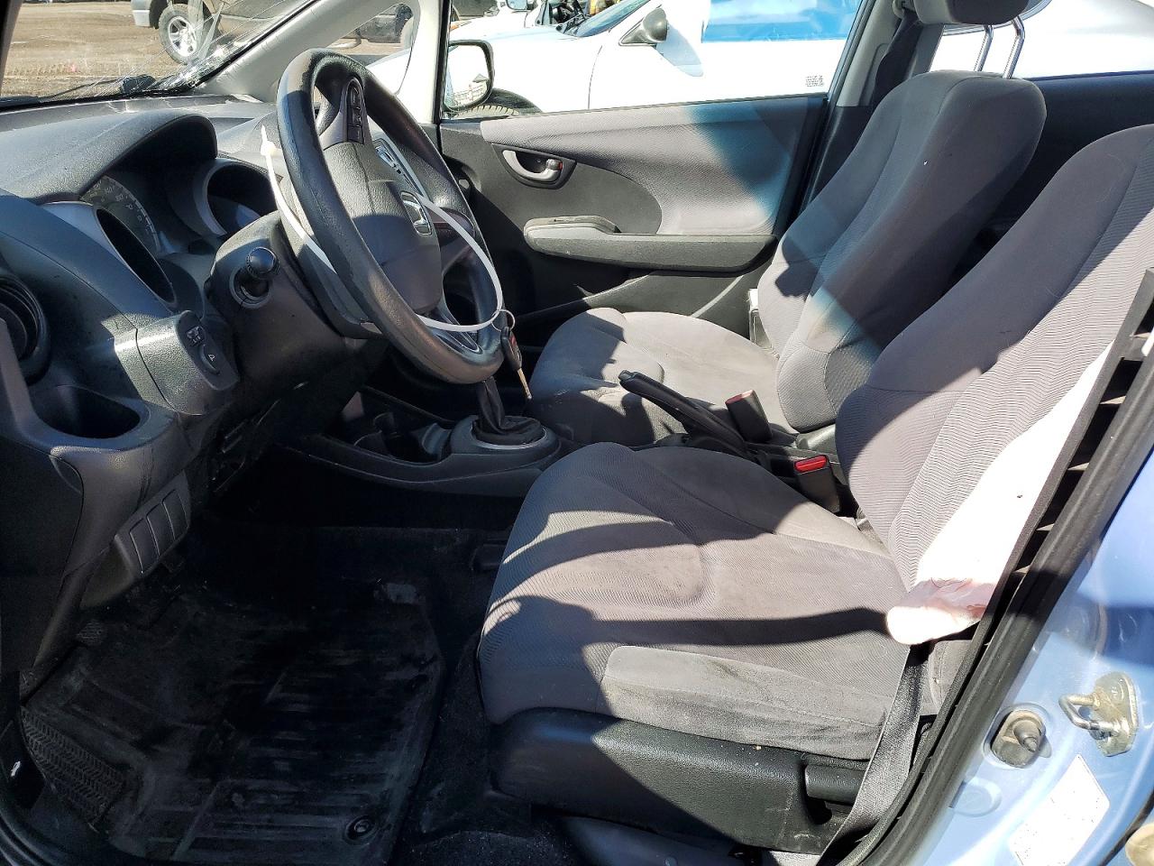 2009 Honda Fit Lx Blue vin: JHMGE87509S805495