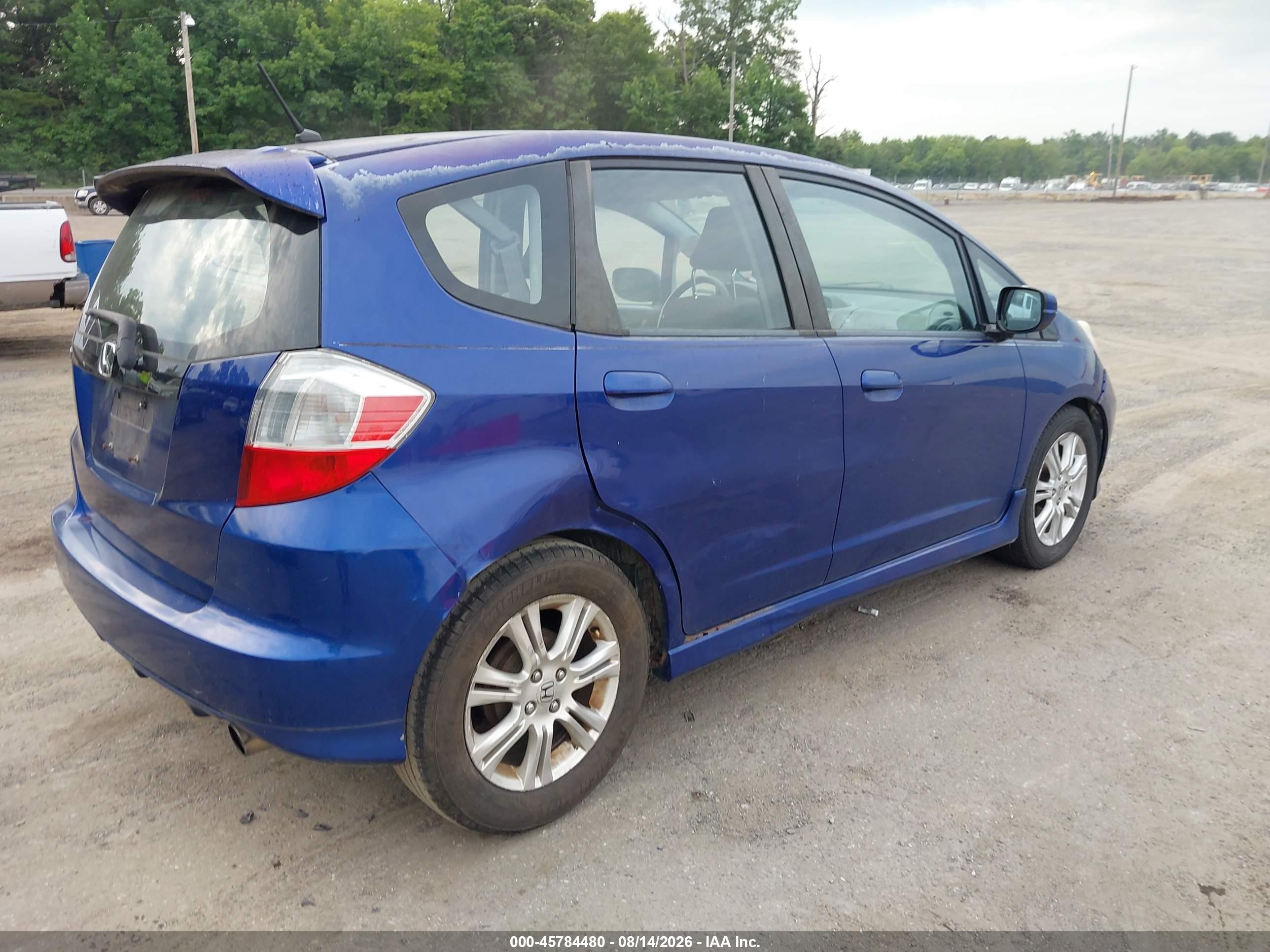 2009 Honda Fit Sport Blue vin: JHMGE87689S051173