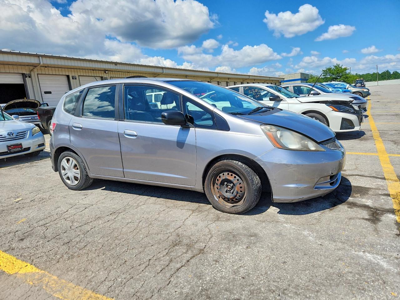 2009 Honda Fit Gray vin: JHMGE88229C002279