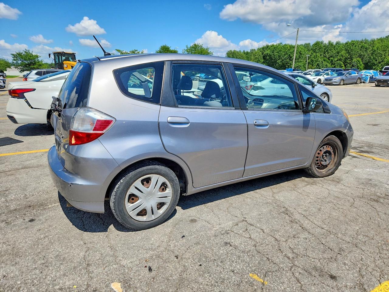 2009 Honda Fit Gray vin: JHMGE88229C002279