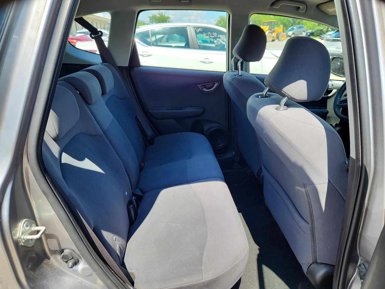 2009 Honda Fit Gray vin: JHMGE88229C002279
