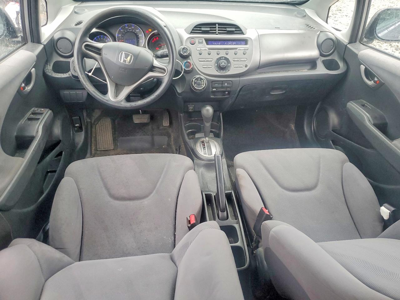 2009 Honda Fit Gray vin: JHMGE88229S048359