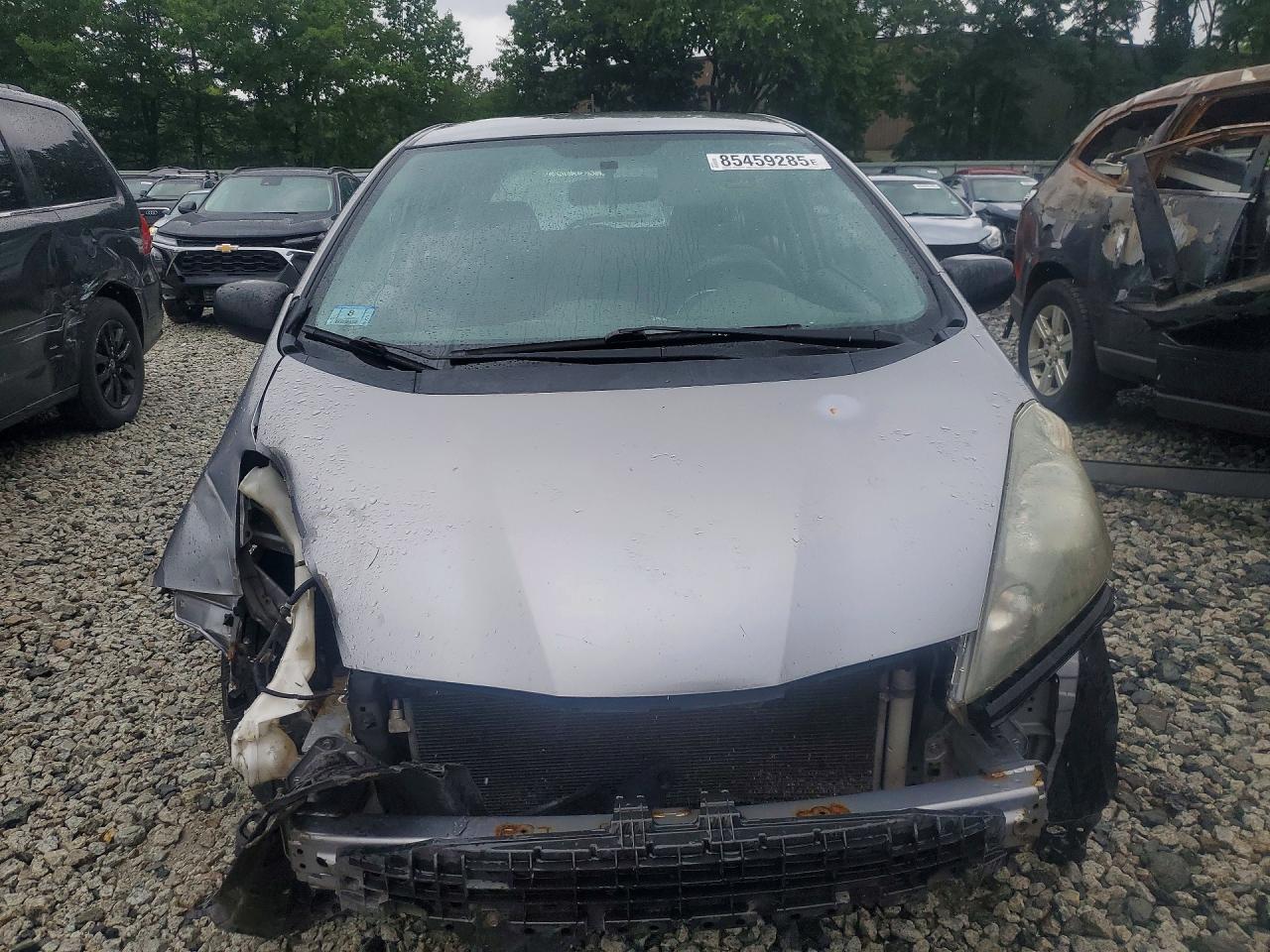2009 Honda Fit Gray vin: JHMGE88229S048359