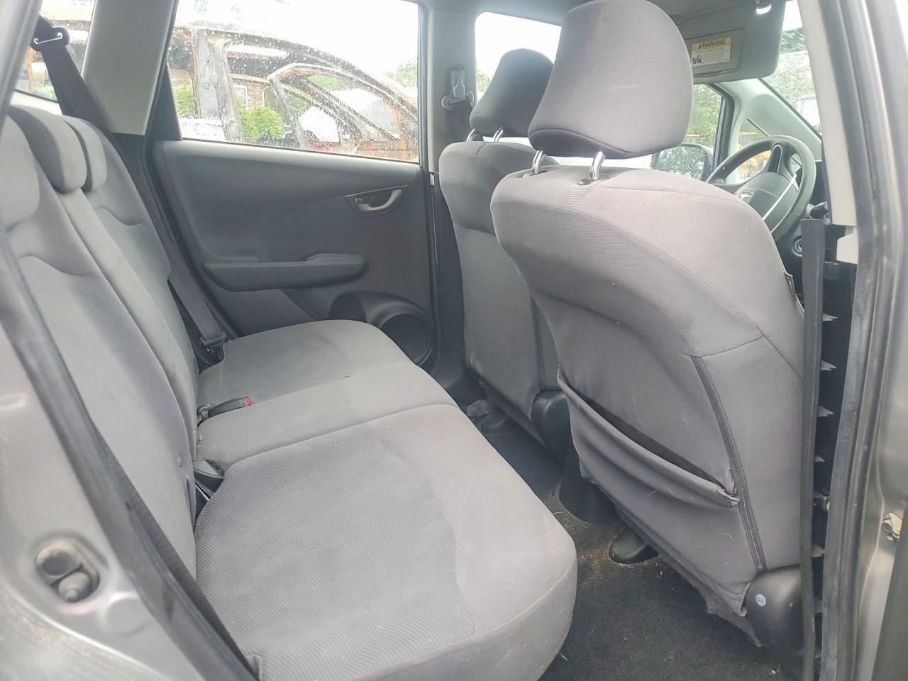 2009 Honda Fit Gray vin: JHMGE88229S048359