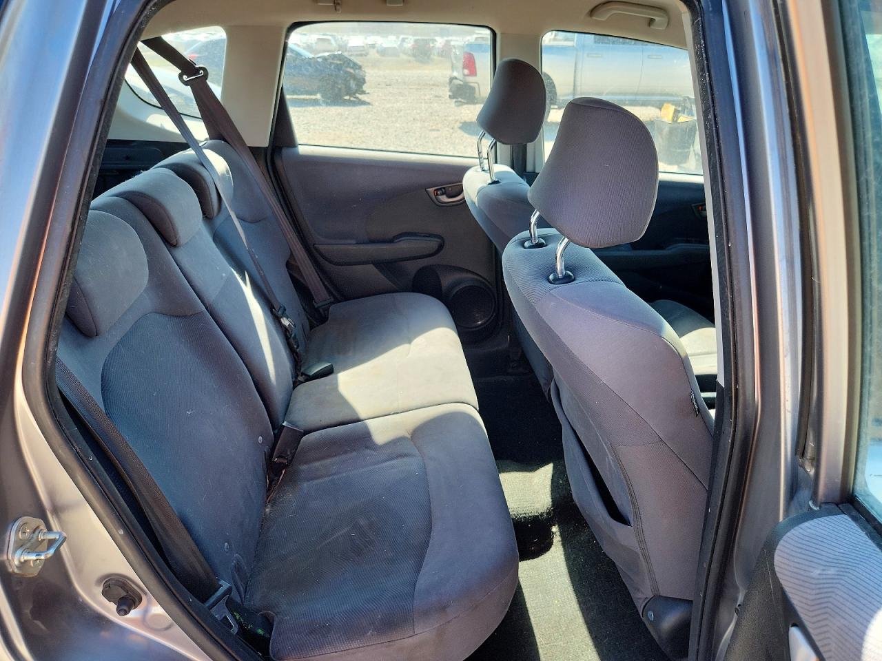 2009 Honda Fit Gray vin: JHMGE88239S070080