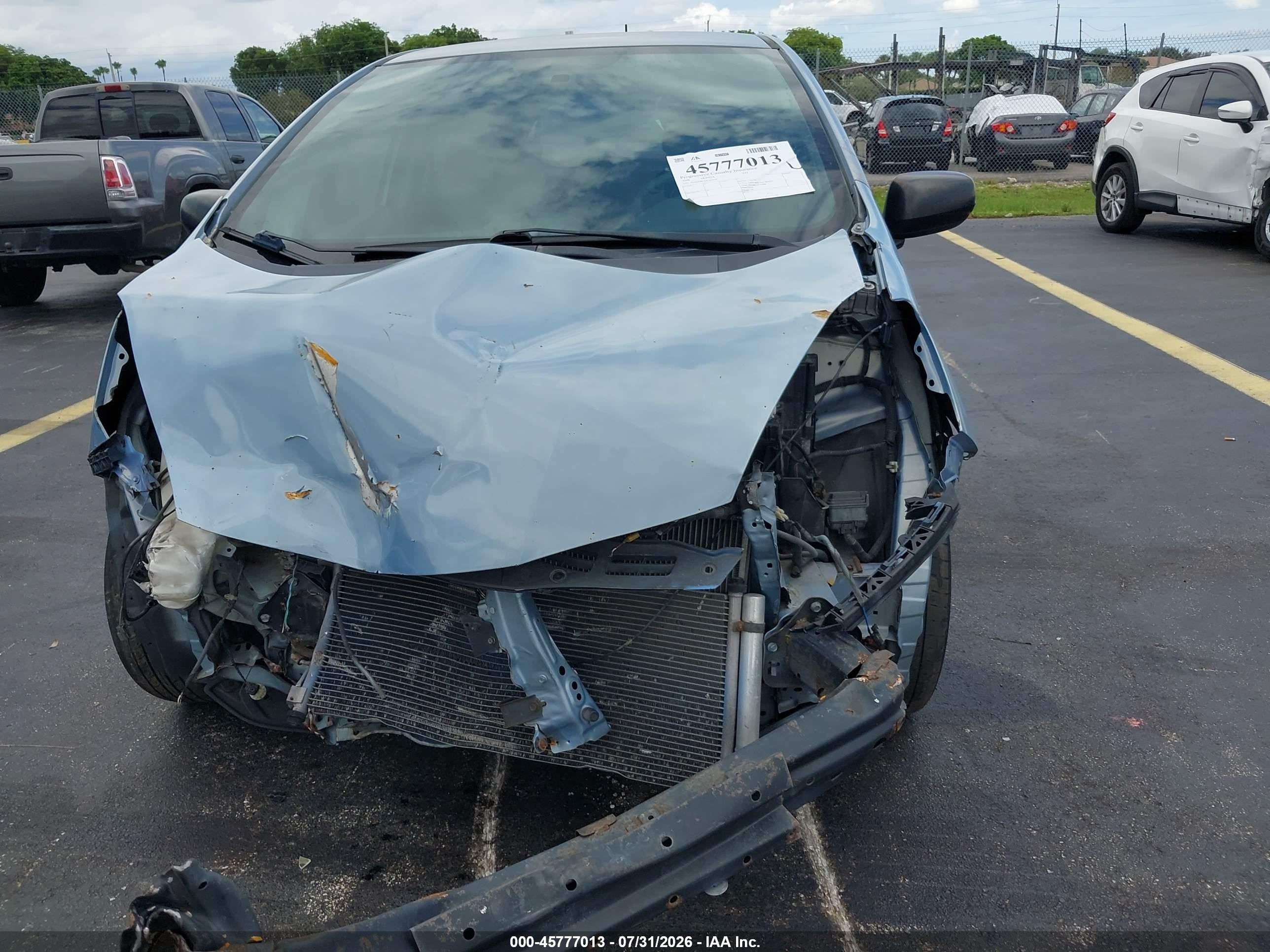 2009 Honda Fit Blue vin: JHMGE88259C005774