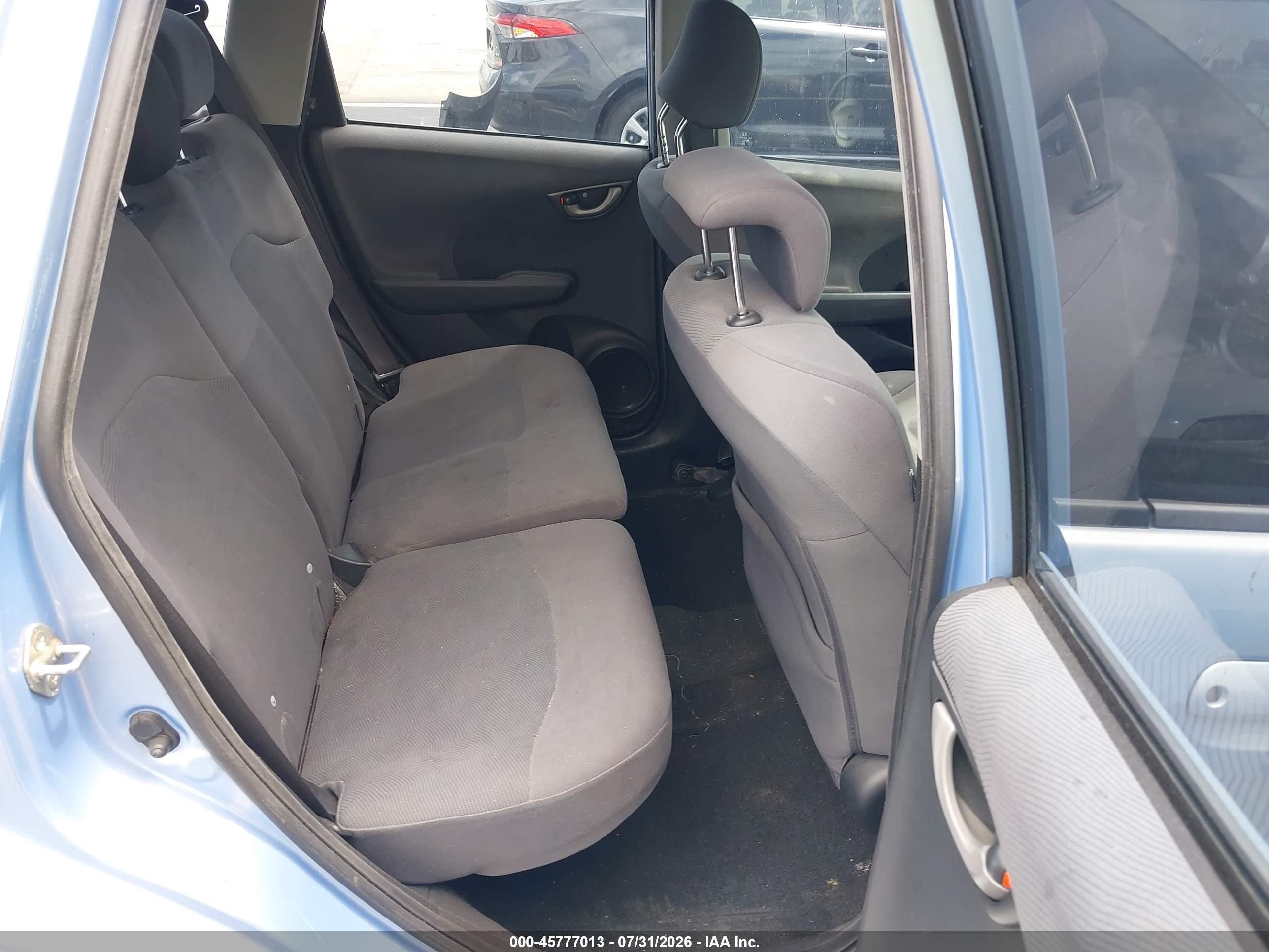 2009 Honda Fit Blue vin: JHMGE88259C005774