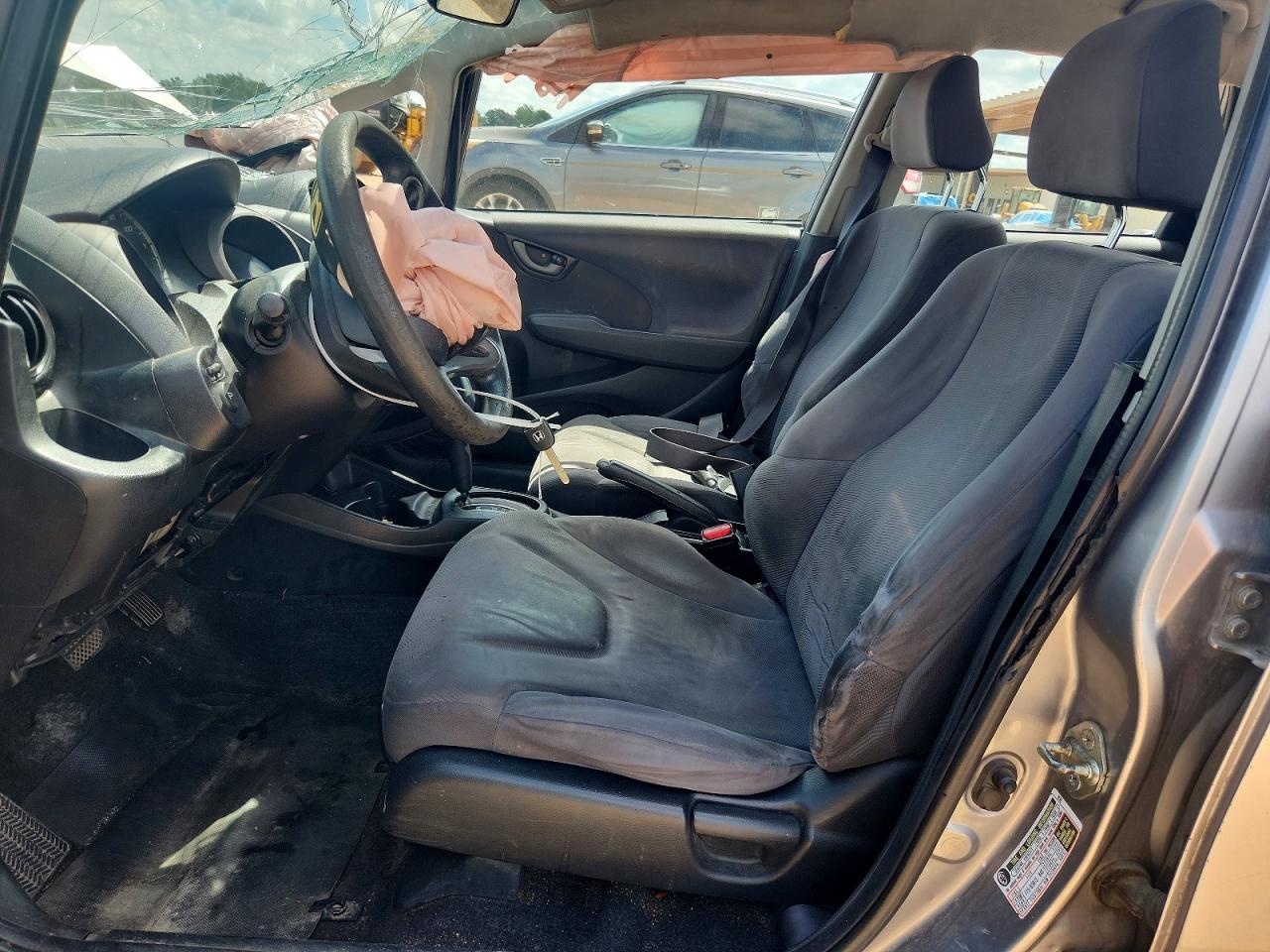 2009 Honda Fit Серебряный vin: JHMGE88269S043486