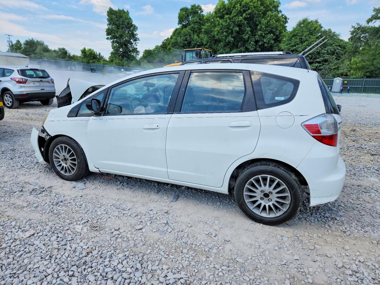 2009 Honda Fit White vin: JHMGE88279S021920