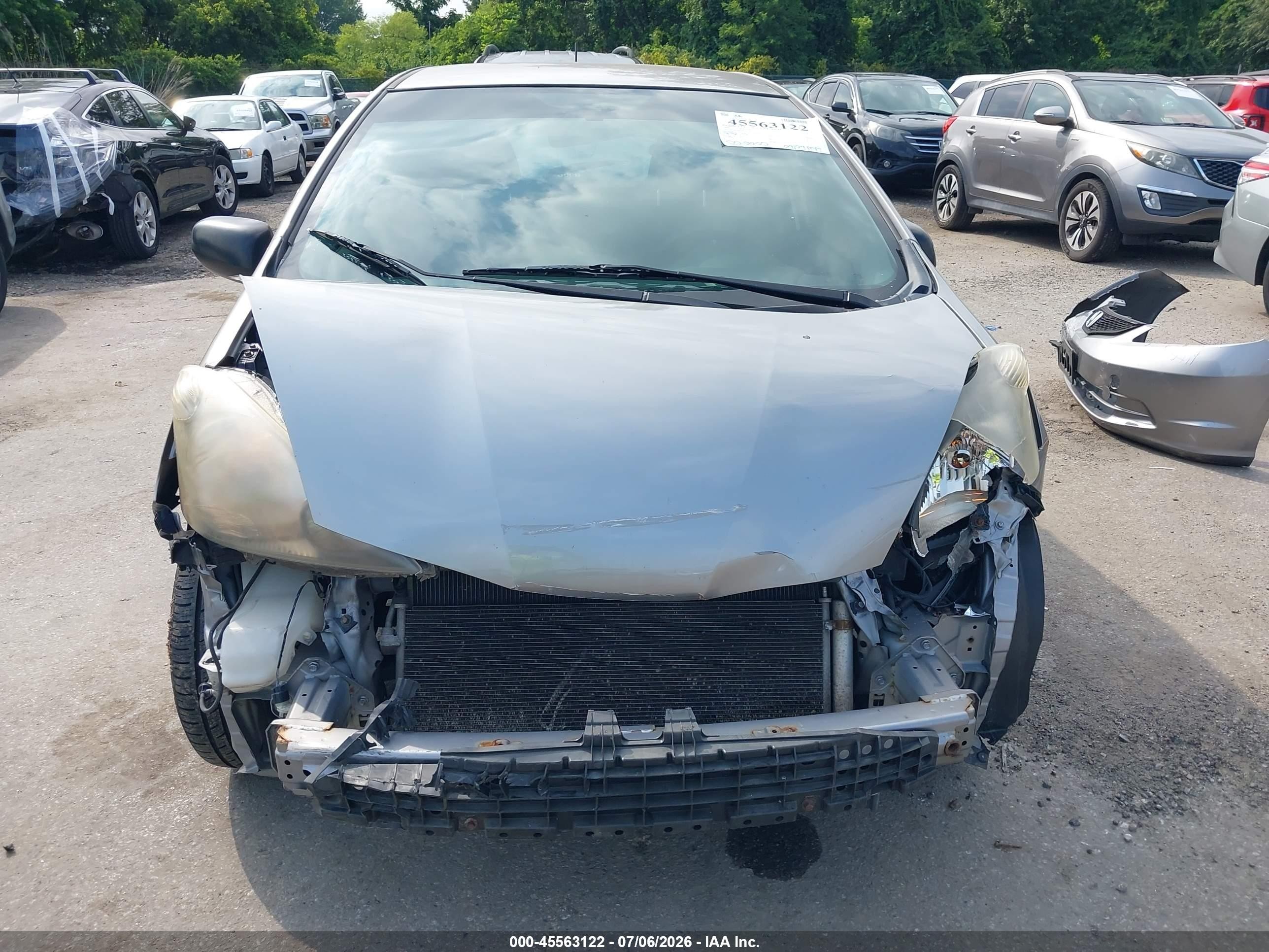 2009 Honda Fit   Gray vin: JHMGE88289S057583