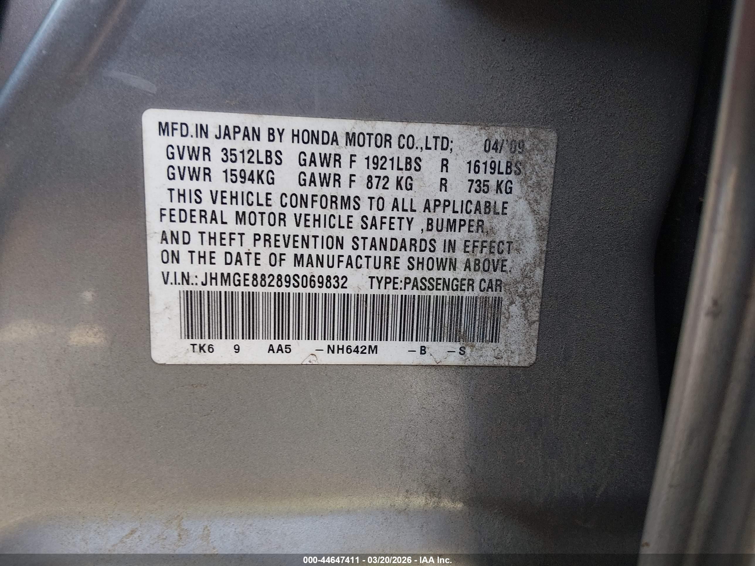 2009 Honda Fit   Silver vin: JHMGE88289S069832