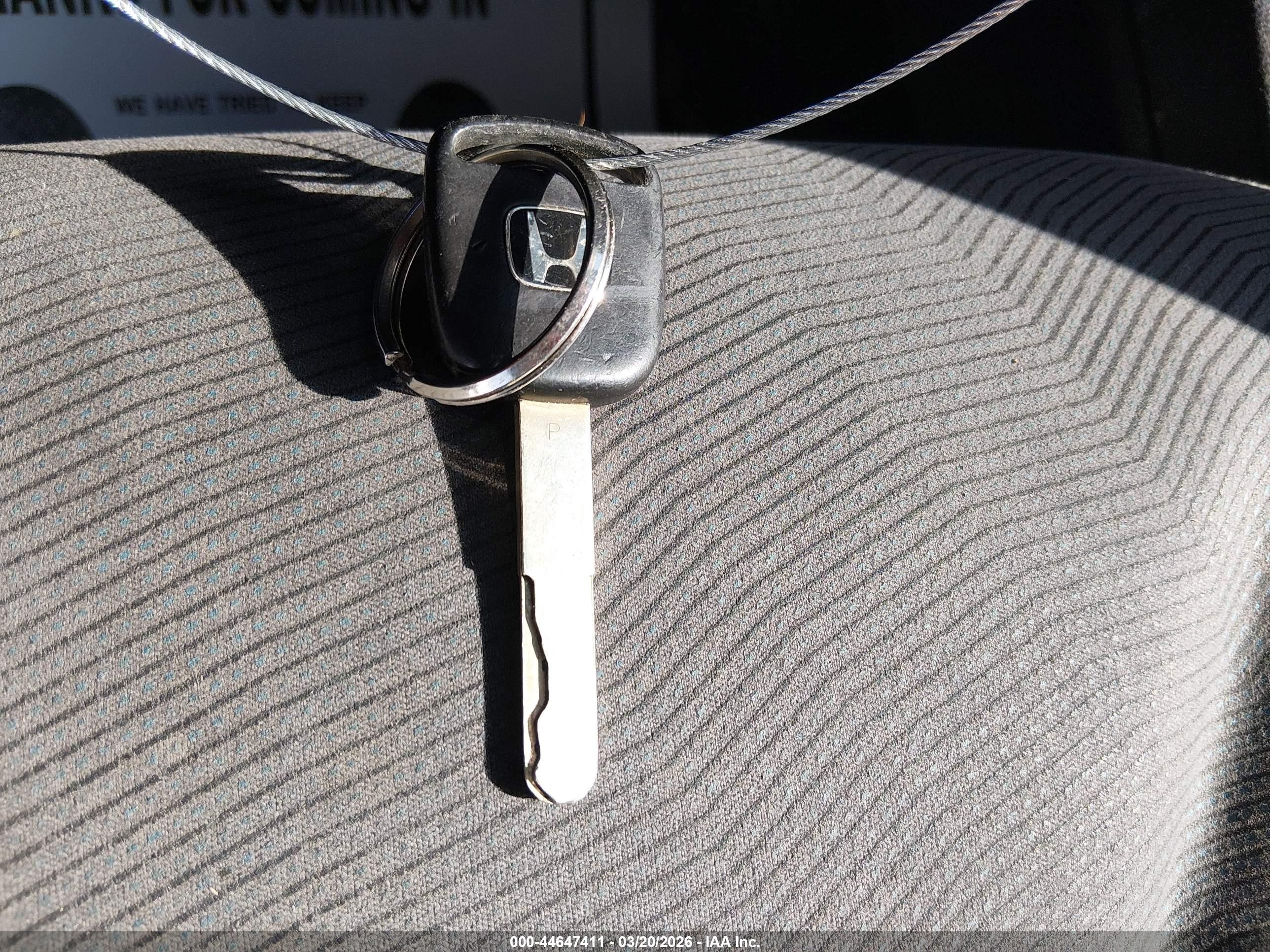 2009 Honda Fit   Silver vin: JHMGE88289S069832