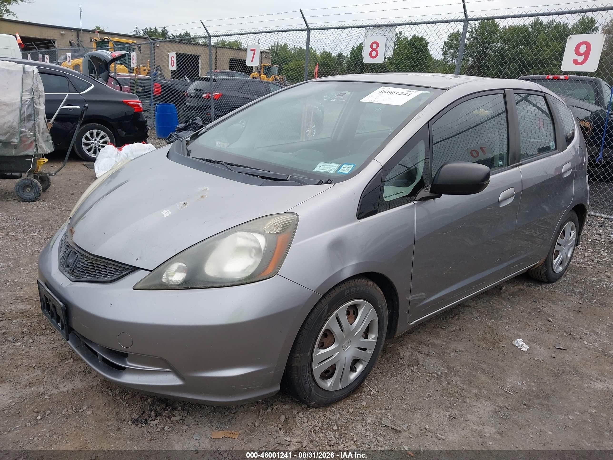 2009 Honda Fit   Silver vin: JHMGE88299S015651