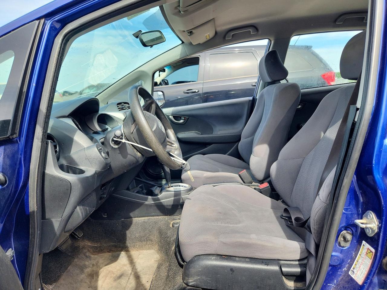 2009 Honda Fit Blue vin: JHMGE88299S029176