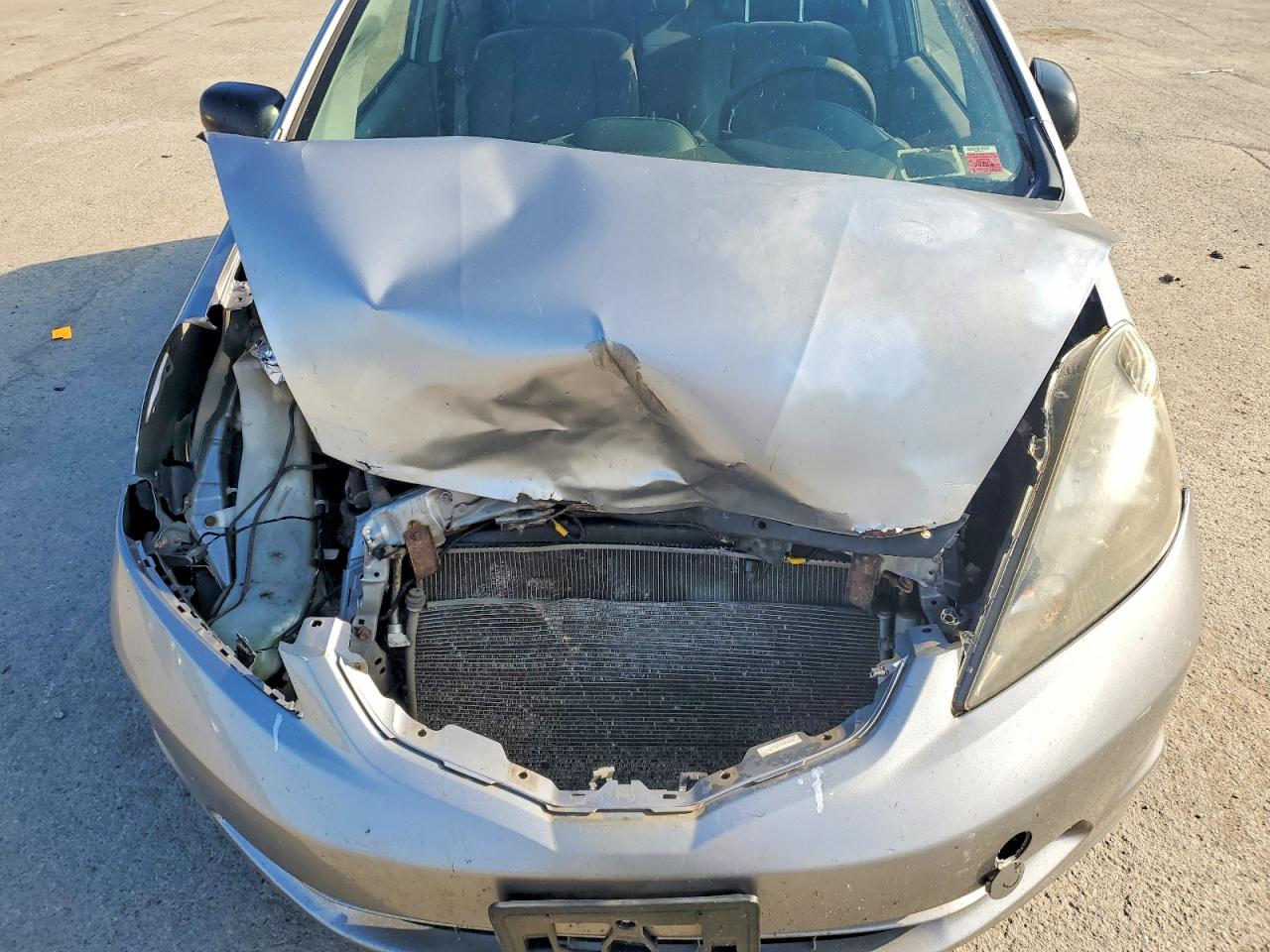2009 Honda Fit Silver vin: JHMGE88299S043949