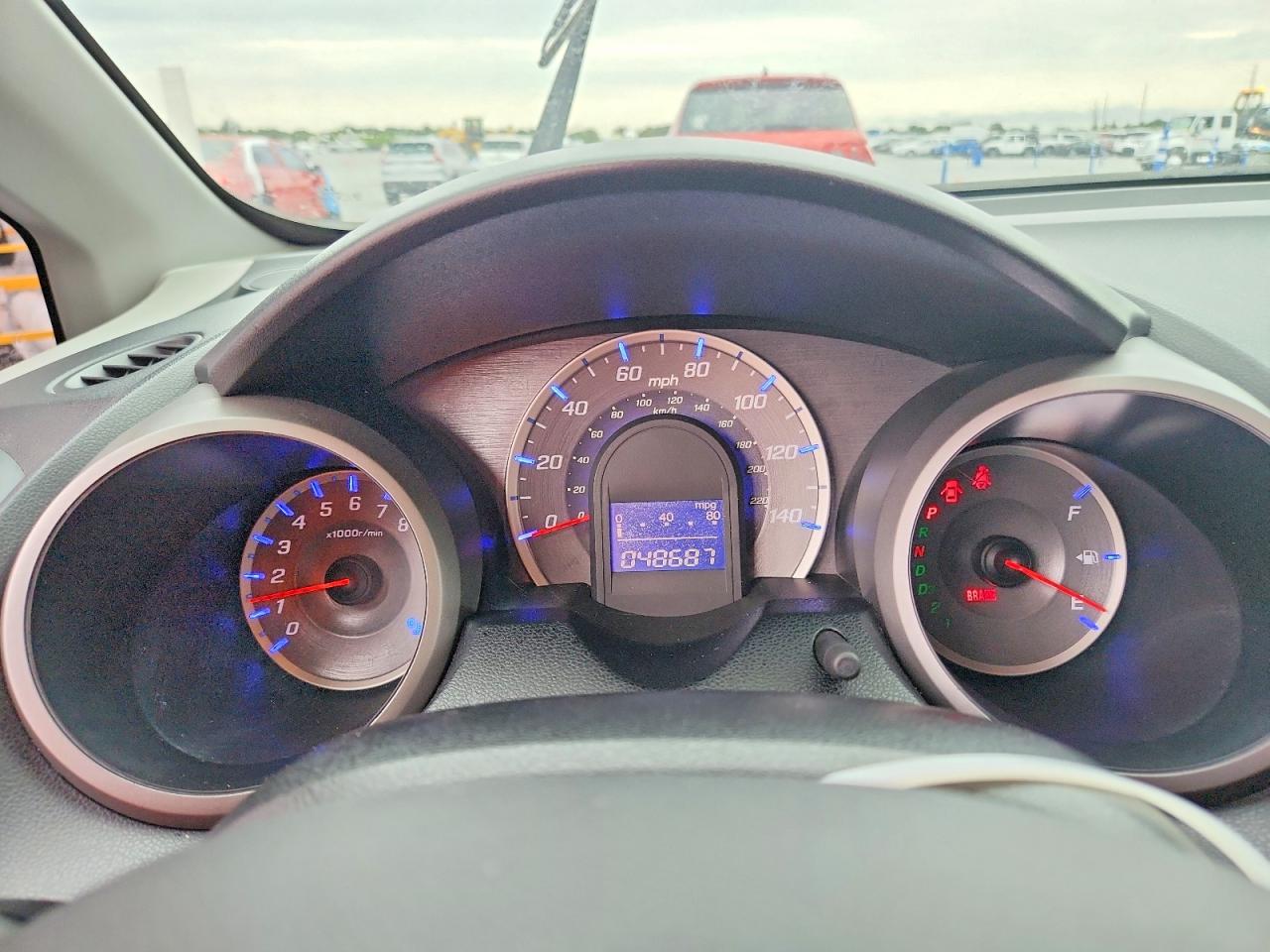 2009 Honda Fit Red vin: JHMGE88299S044390