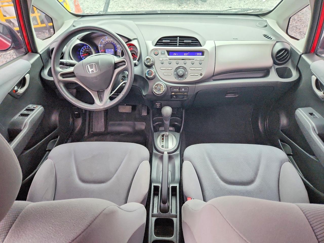 2009 Honda Fit Red vin: JHMGE88299S044390