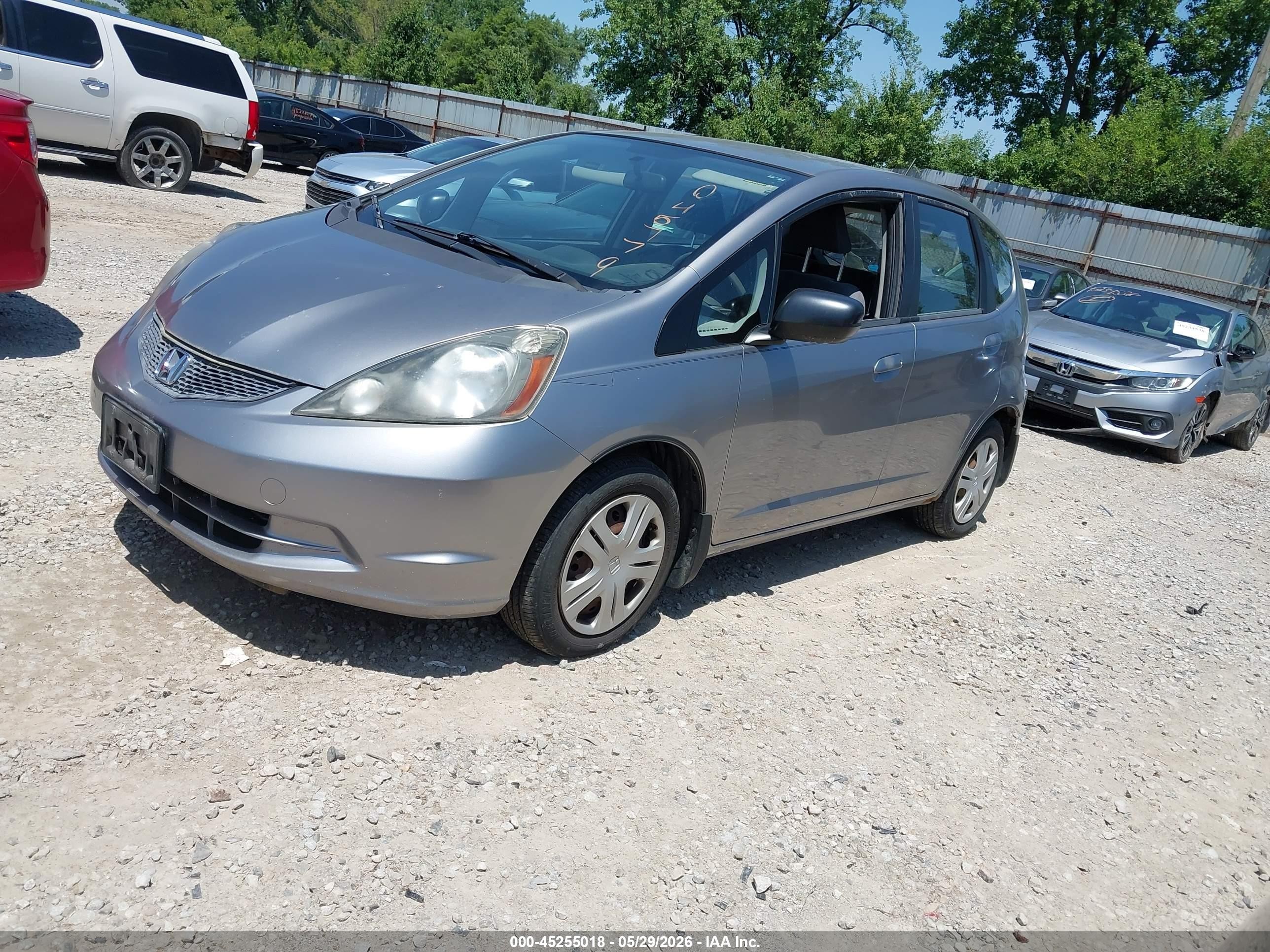 2009 Honda Fit   Silver vin: JHMGE88299S045779