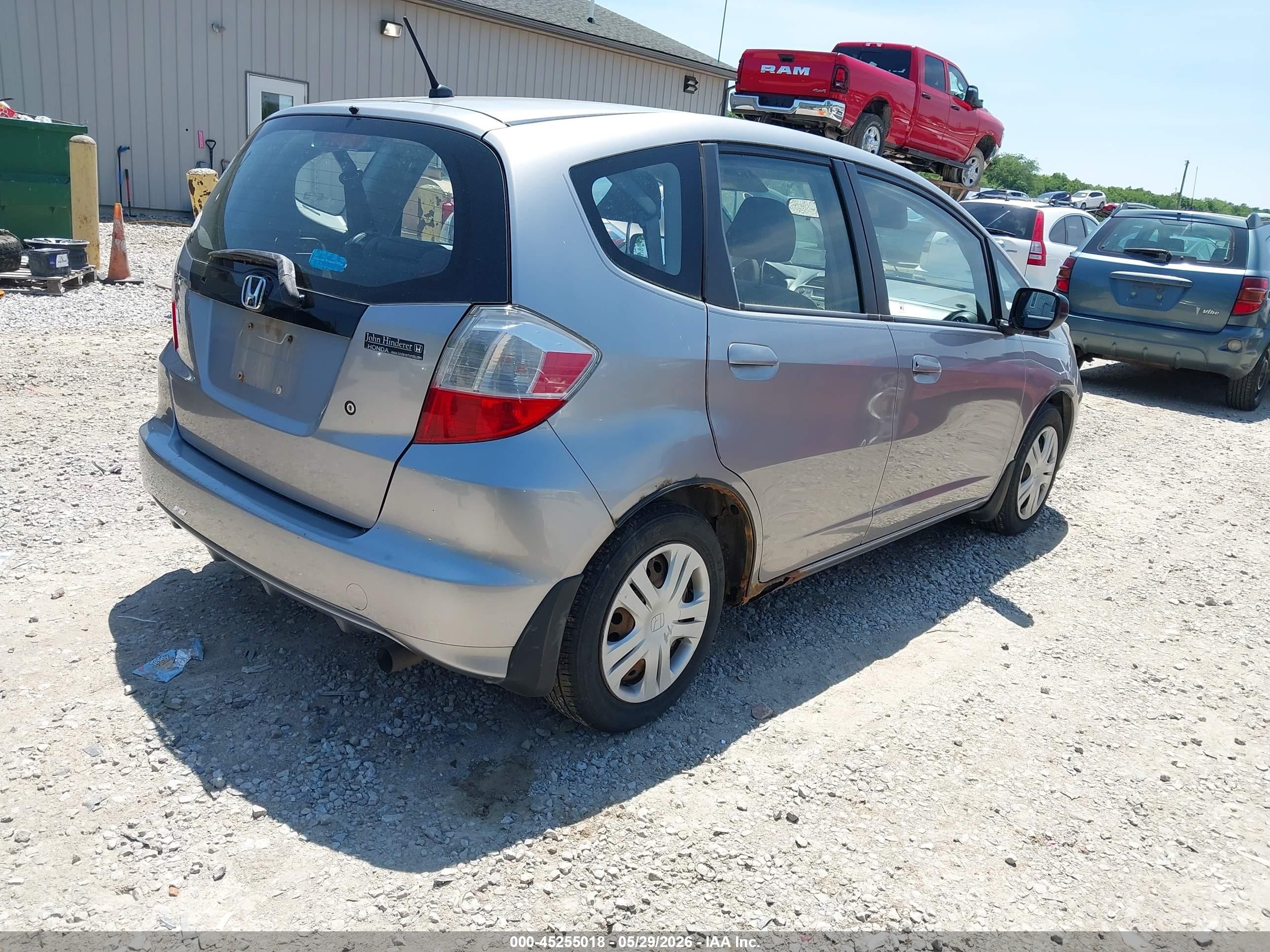 2009 Honda Fit   Silver vin: JHMGE88299S045779