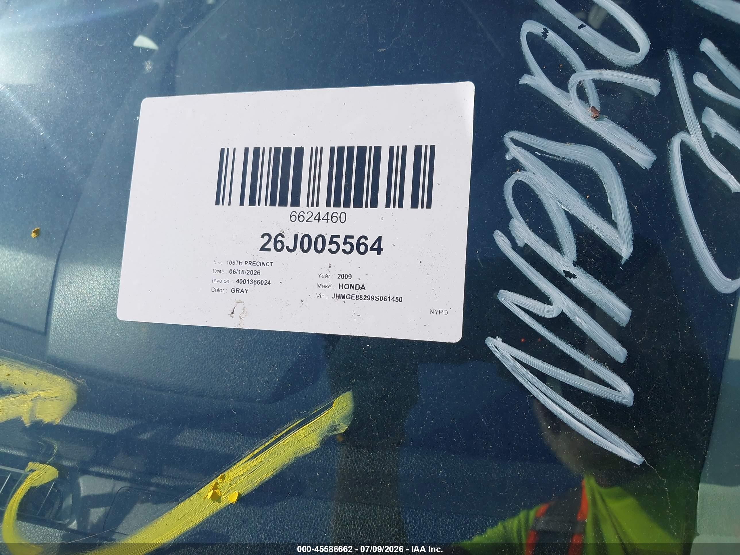 2009 Honda Fit   Silver vin: JHMGE88299S061450