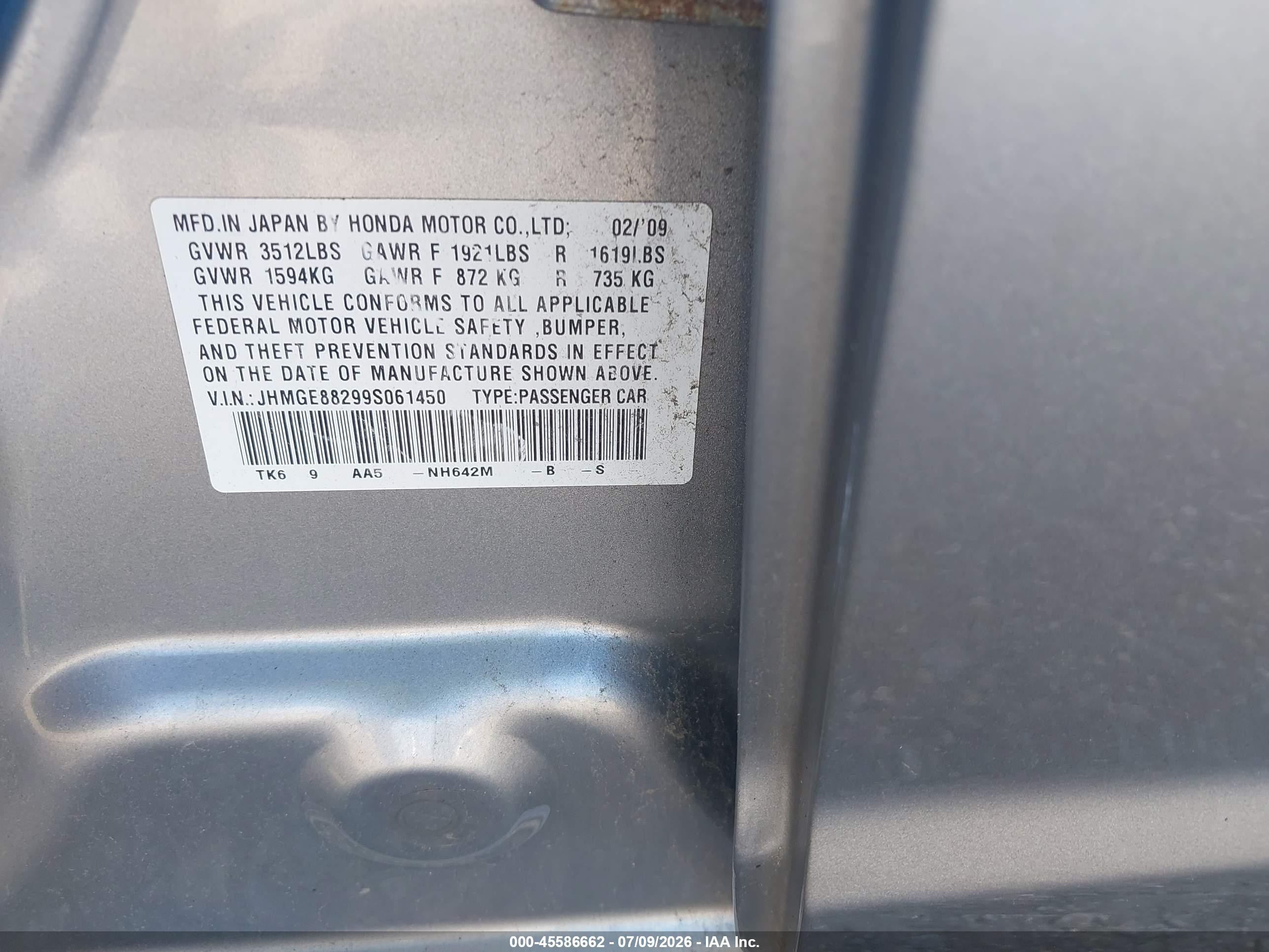 2009 Honda Fit   Silver vin: JHMGE88299S061450