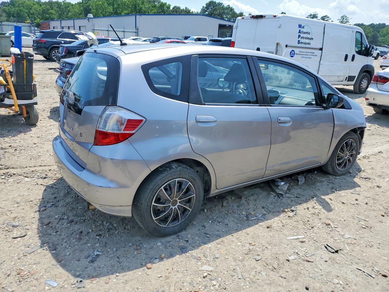 2009 Honda Fit Charcoal vin: JHMGE882X9S006568