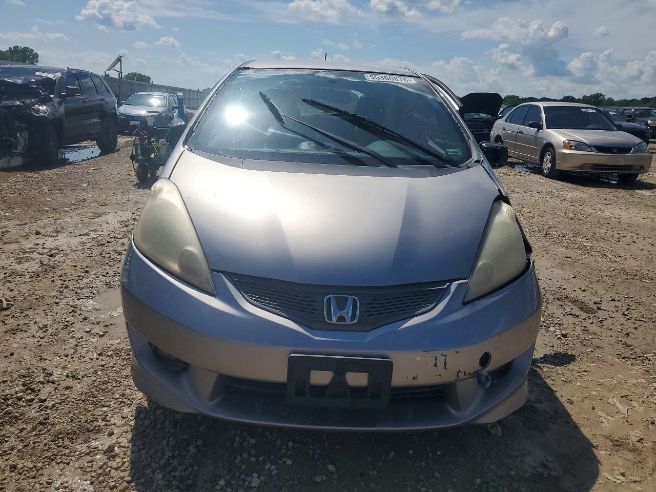2009 Honda Fit Sport Silver vin: JHMGE88409S010520