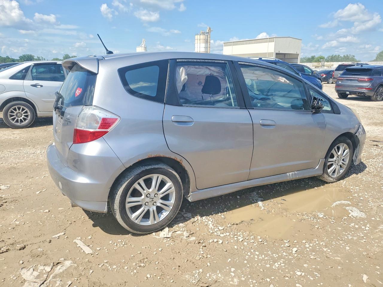 2009 Honda Fit Sport Silver vin: JHMGE88409S010520