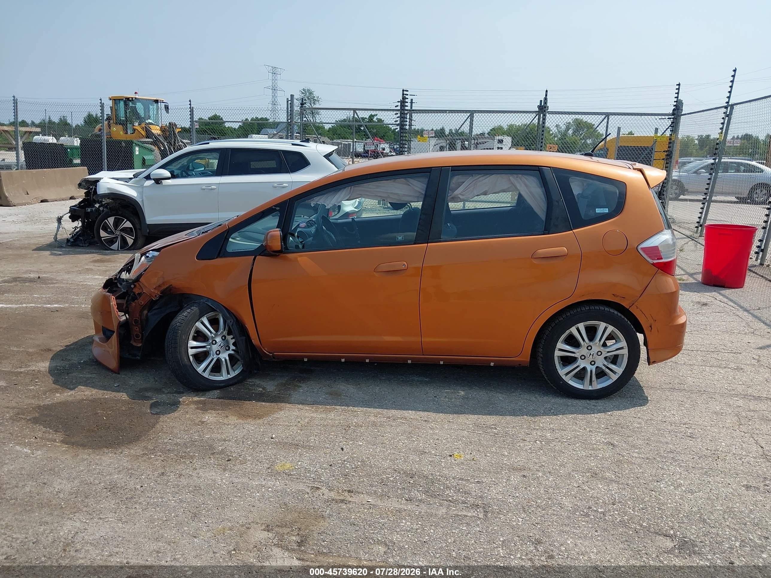 2009 Honda Fit Sport Orange vin: JHMGE88409S039287