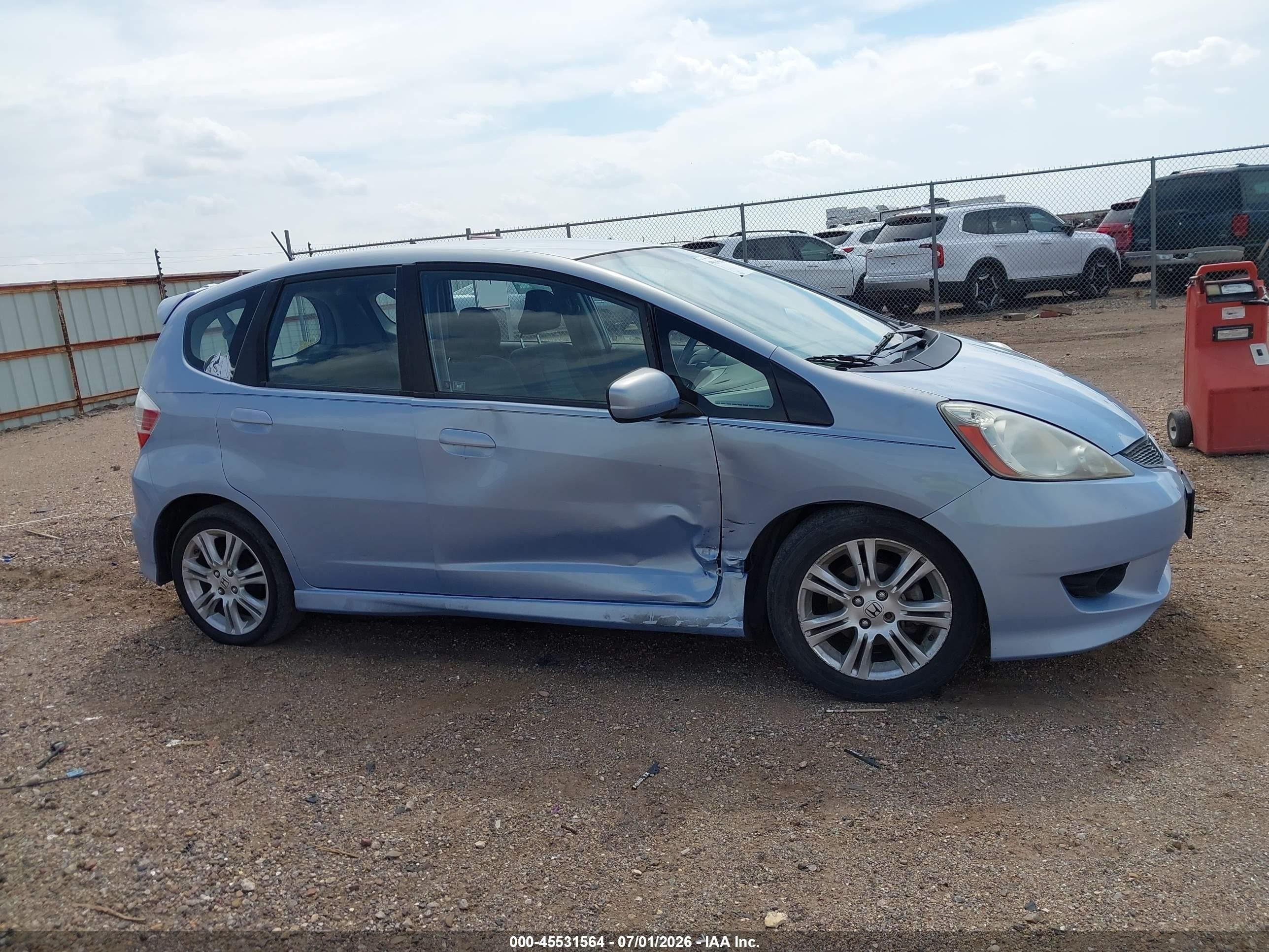 2009 Honda Fit Sport Blue vin: JHMGE88409S051844