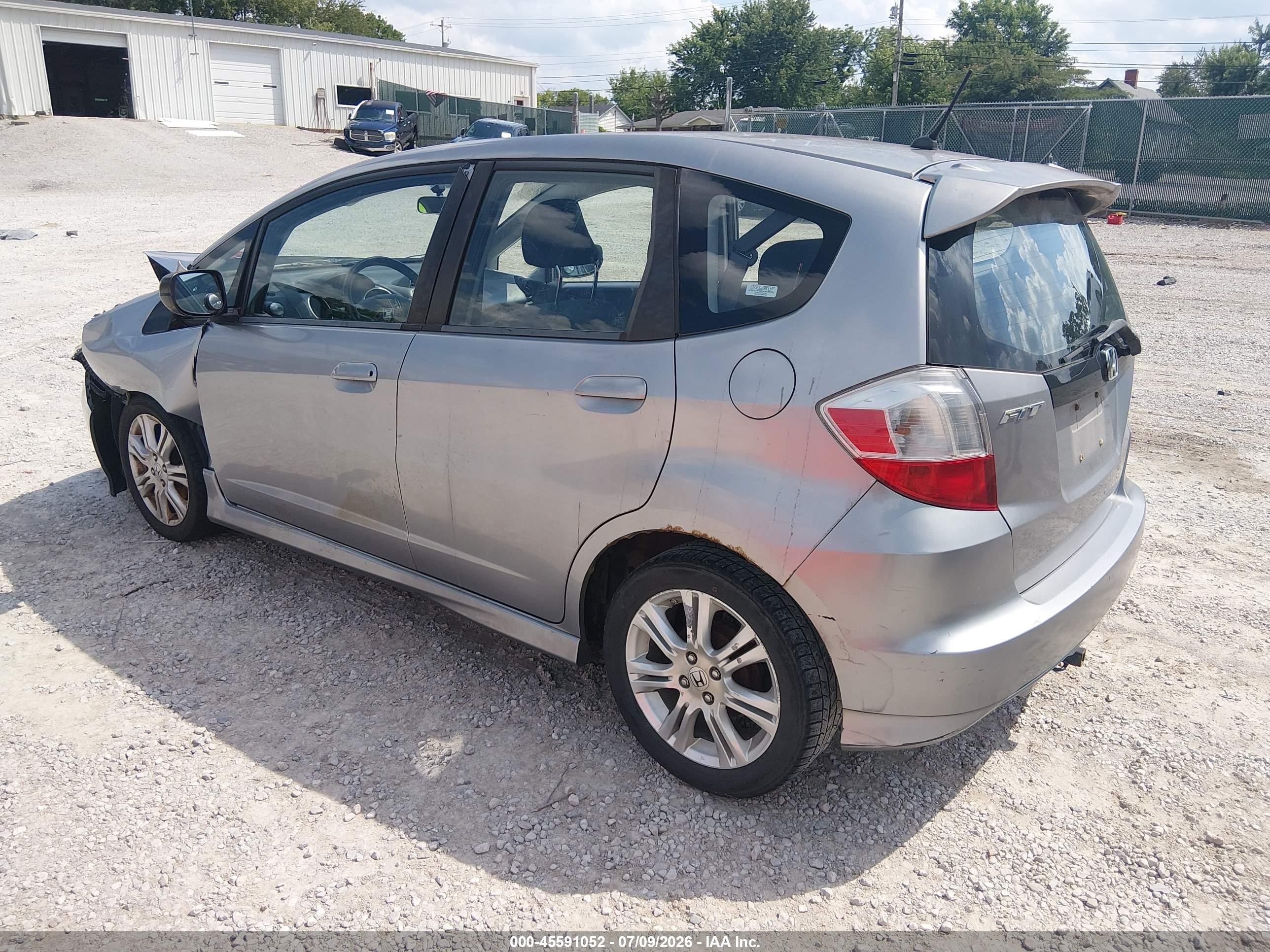 2009 Honda Fit Sport Silver vin: JHMGE88419S037919